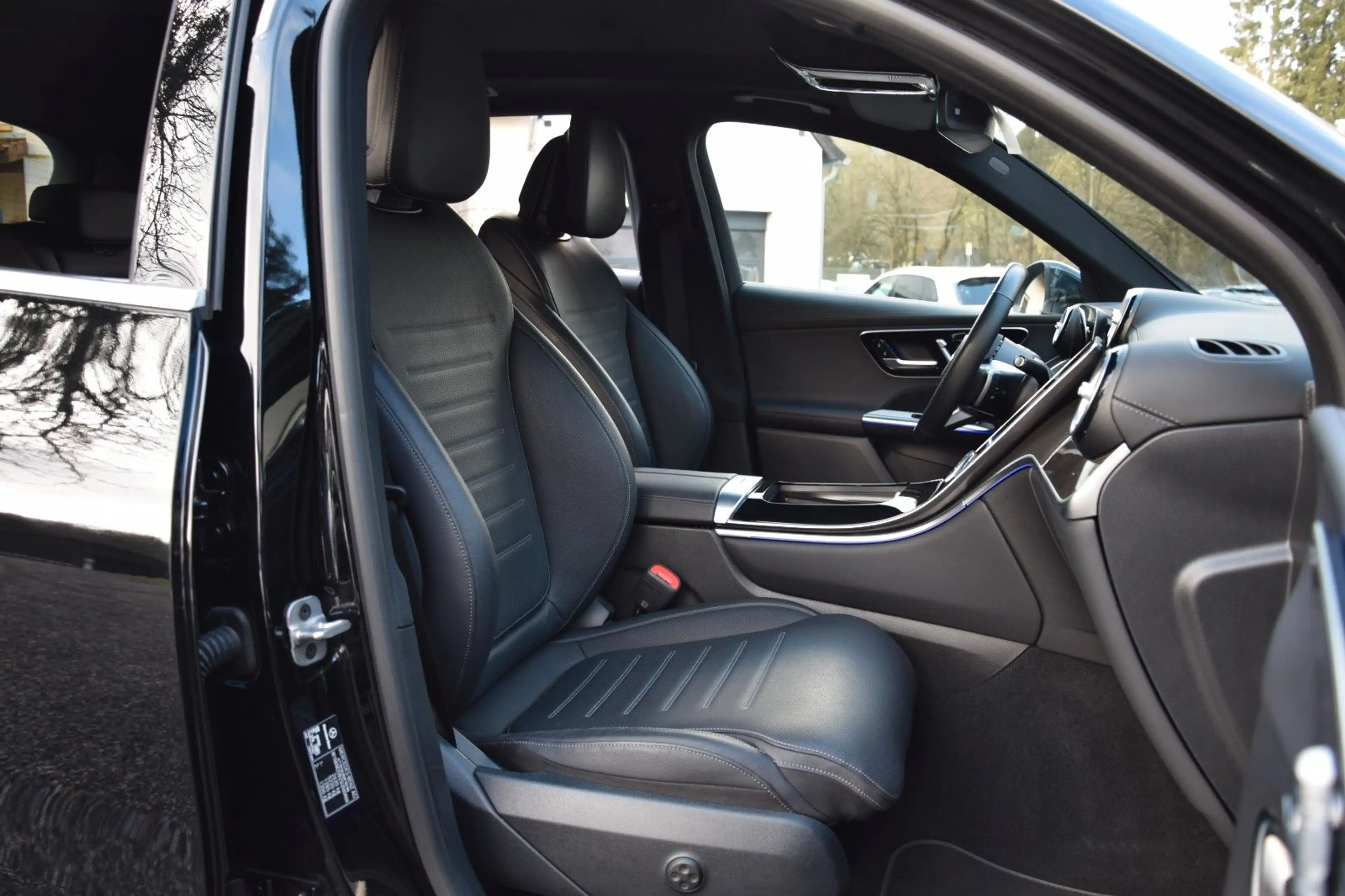 Mercedes-Benz GLC 450 d 4Matic/AMG Line/PANO/VOLL/ACC/BURMESTER — photo 12
