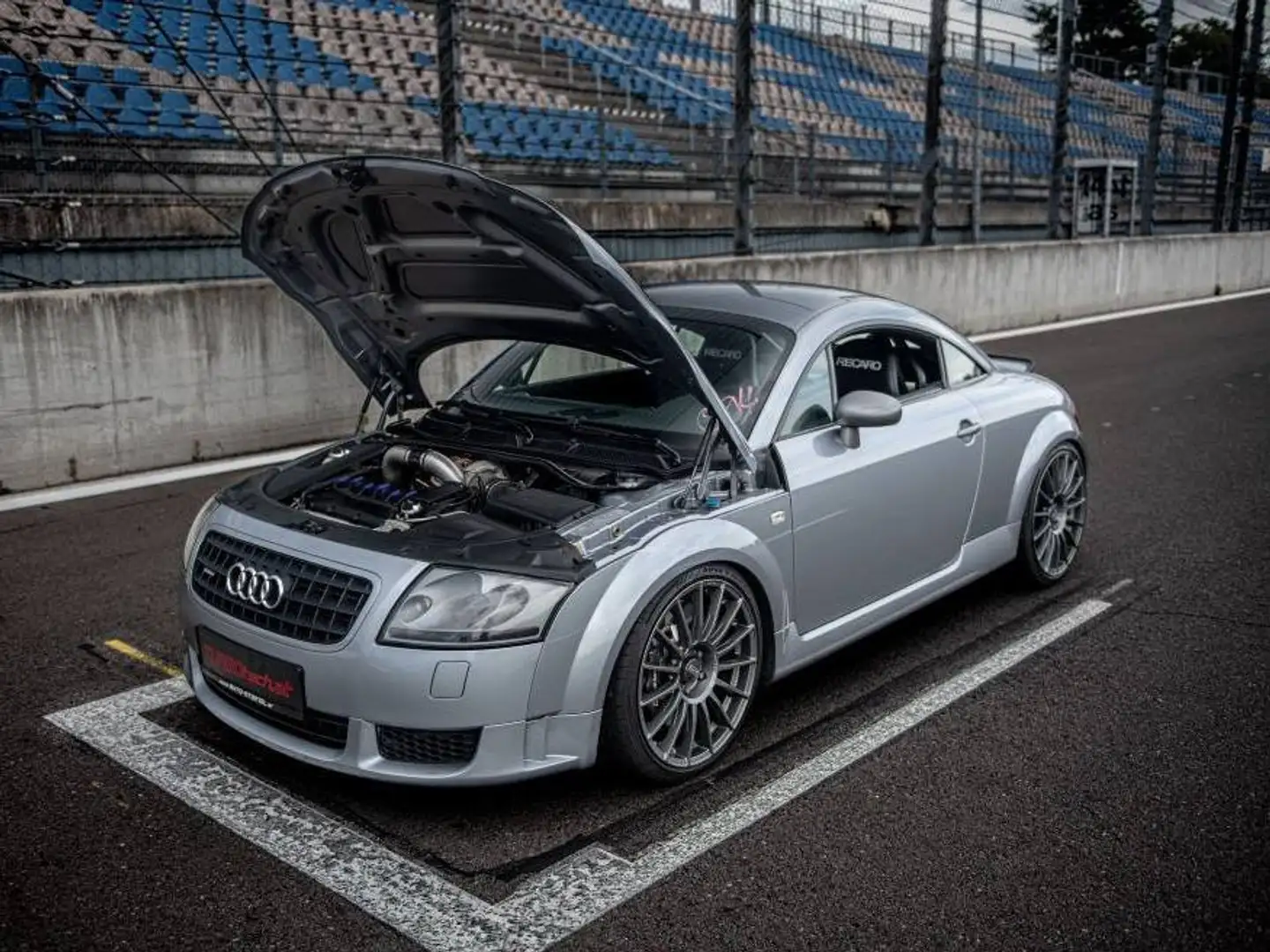 Audi TT .:R32 TURBO " TYPISIERT " Silber - 1