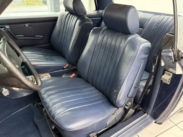 Mercedes-Benz 230 view 11