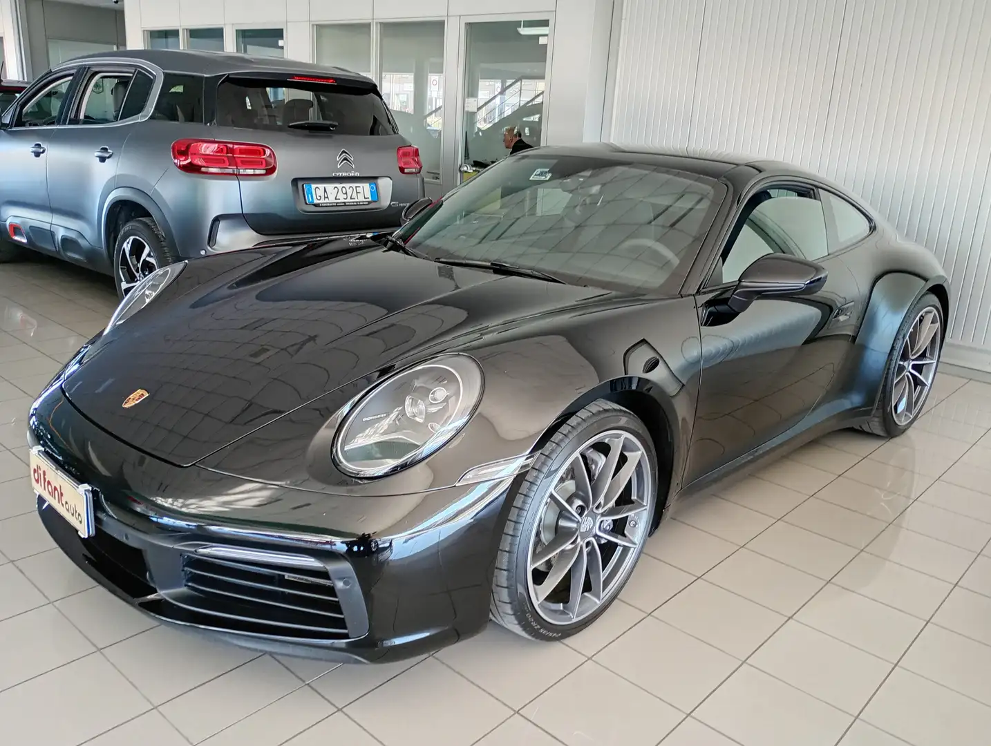 Porsche 911 992 Coupe 3.0 Carrera 2 Auto Nero - 1