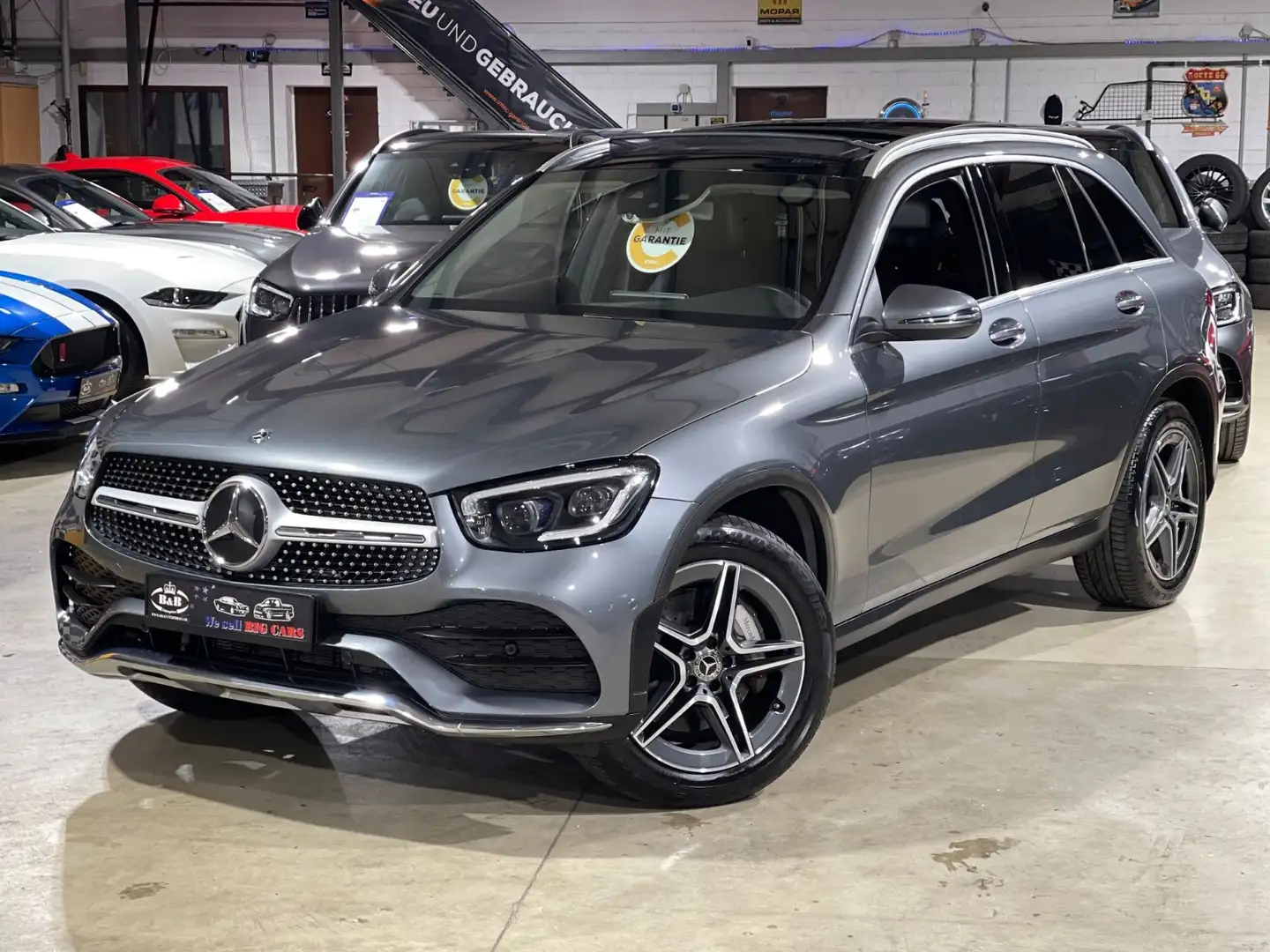 Mercedes-Benz GLC 300 4MATIC+STANDHEIZUNG+PANO+SHZ+1J.GARANTIE Gris - 1