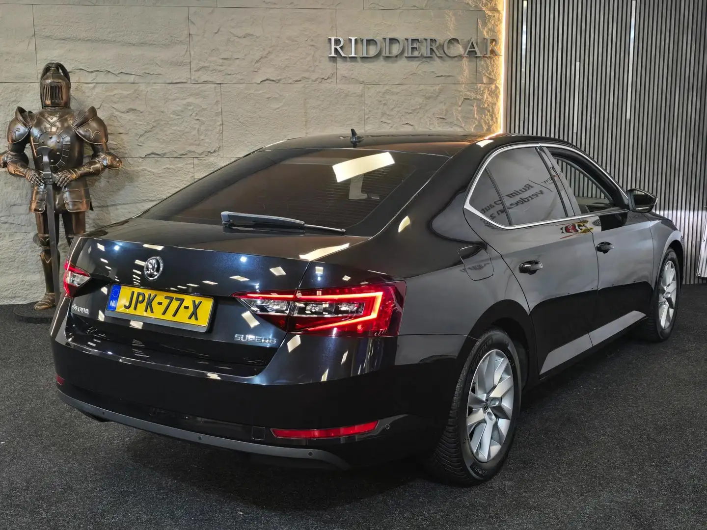 Skoda Superb 1.6 TDI Greenline Comfort Business|GARANTIE|NAP|1E Zwart - 2