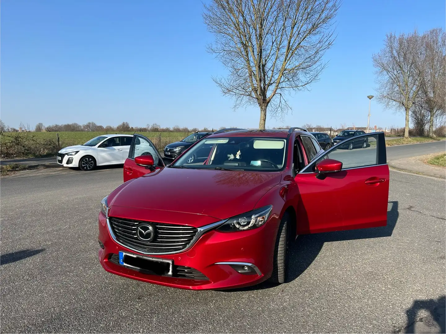 Mazda 6 Kombi SKYACTIV-D 175 Drive i-ELOOP Sports-Line Rot - 1
