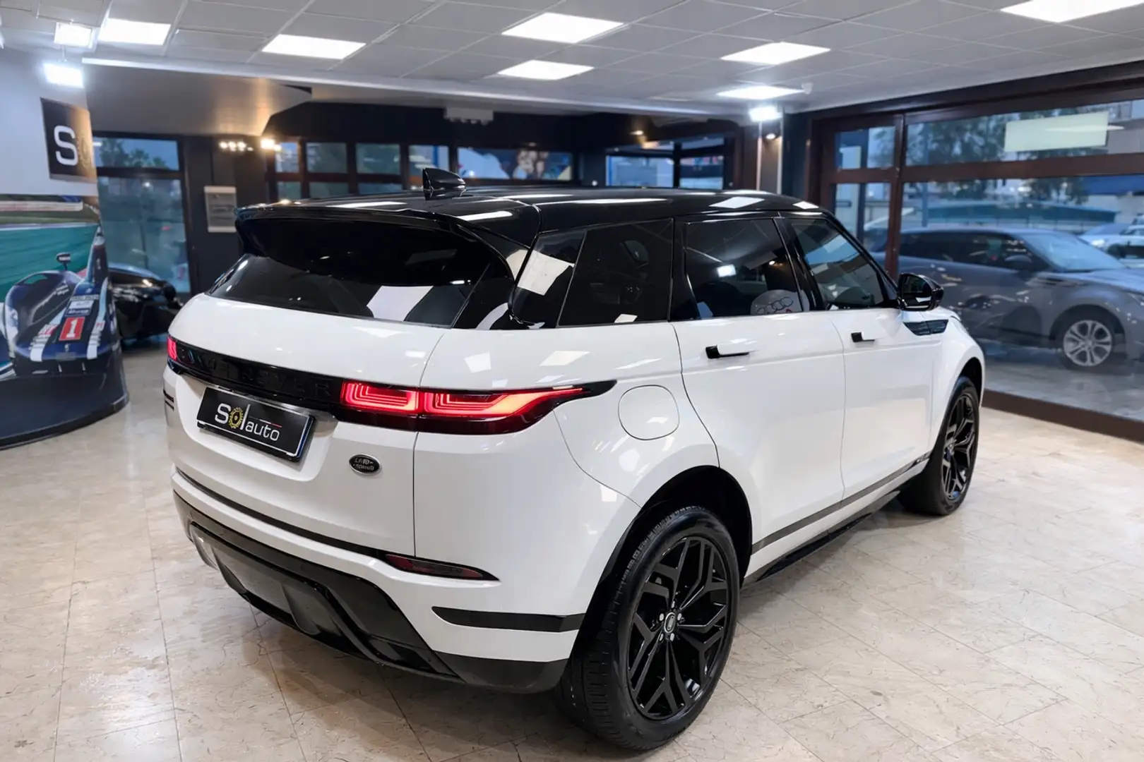 Land Rover Range Rover Evoque 2.0d i4 mhev R-Dynamic S awd 150cv auto Blanc - 2