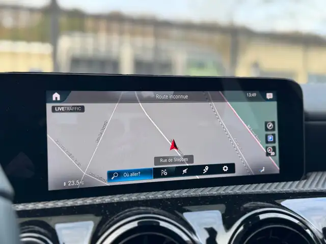 Mercedes-Benz A view 9