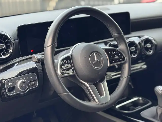 Mercedes-Benz A view 6