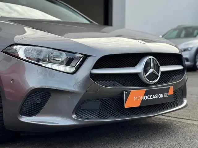 Mercedes-Benz A view 4