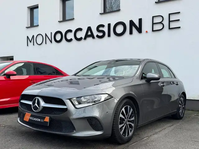 Mercedes-Benz A view 3
