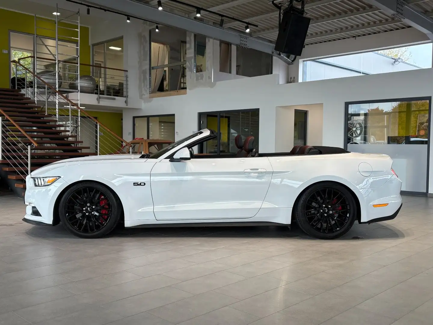 Ford Mustang GT Convertible*RFK*Xenon*SBL* Blanc - 2