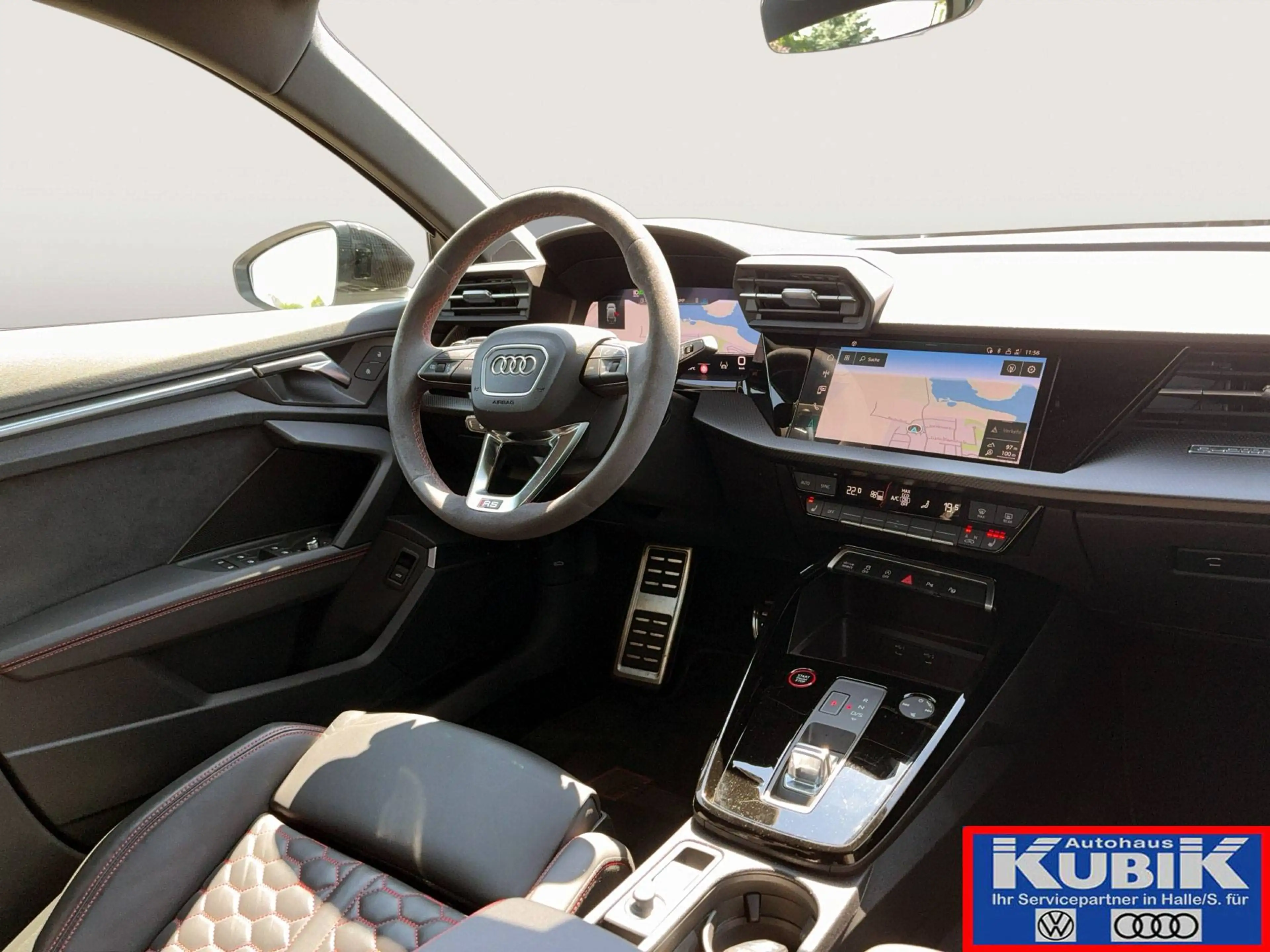Audi RS3 Sportback 2,5 TFSI quattro S tronic+Dynamik Plus+Sportabgasanlage+Keramikbremse+ — photo 13