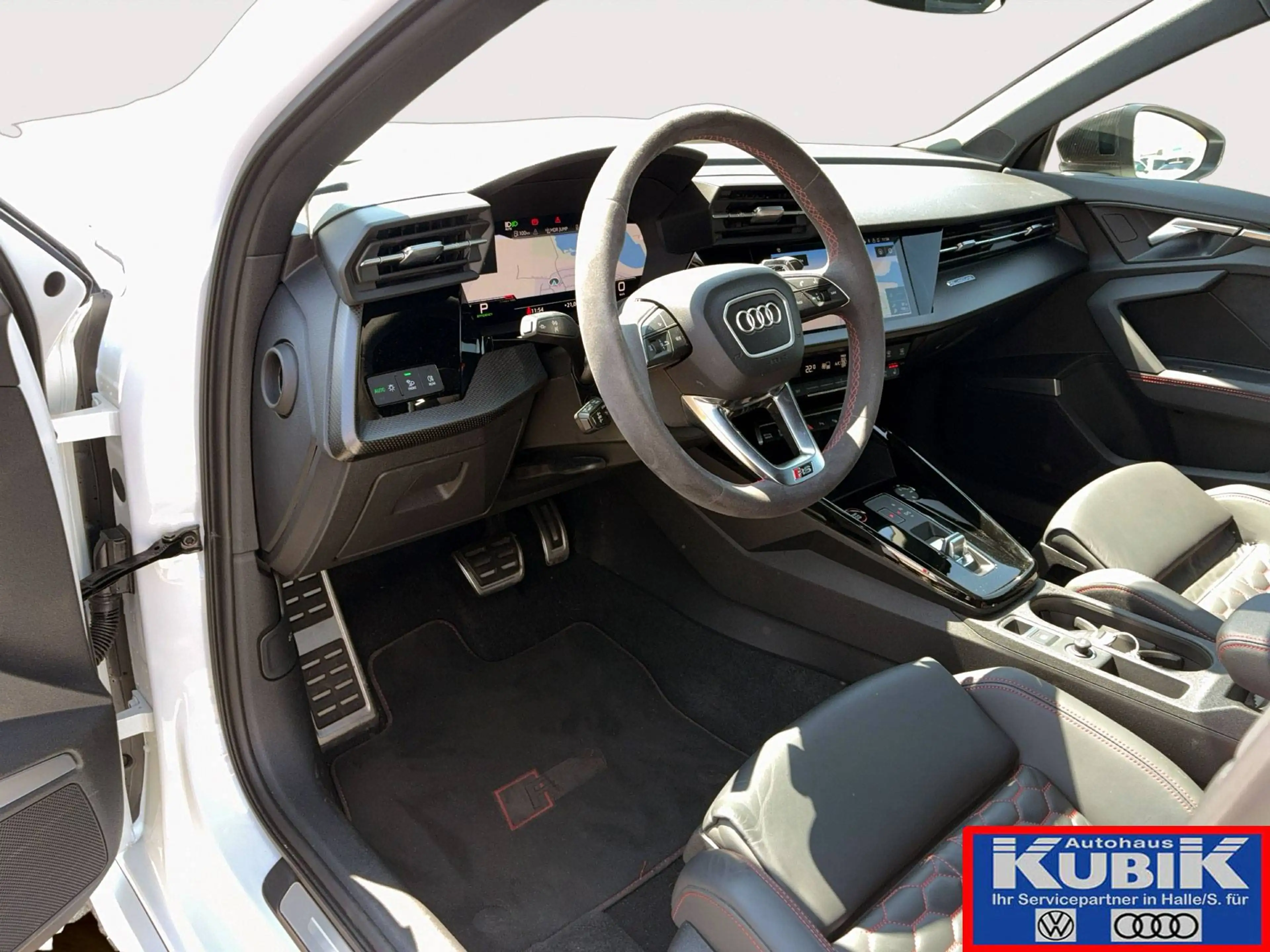 Audi RS3 Sportback 2,5 TFSI quattro S tronic+Dynamik Plus+Sportabgasanlage+Keramikbremse+ — photo 5