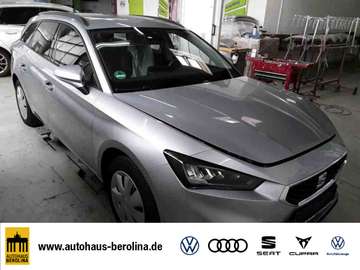 ST 1.0 TSI Reference *GRA*NAV*LED*SHZ*PDC*