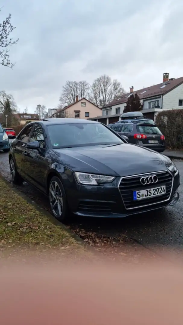 Audi A4 2.0 TDI sport - 1