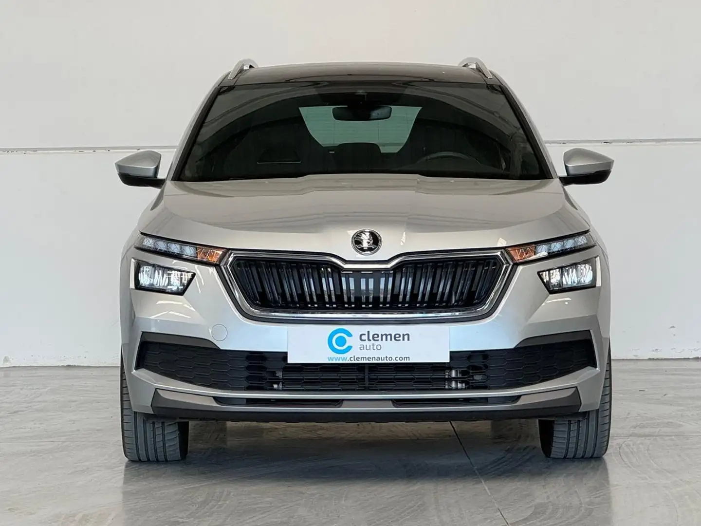 Skoda Kamiq 1.0 TSI Sport 81kW Gris - 2