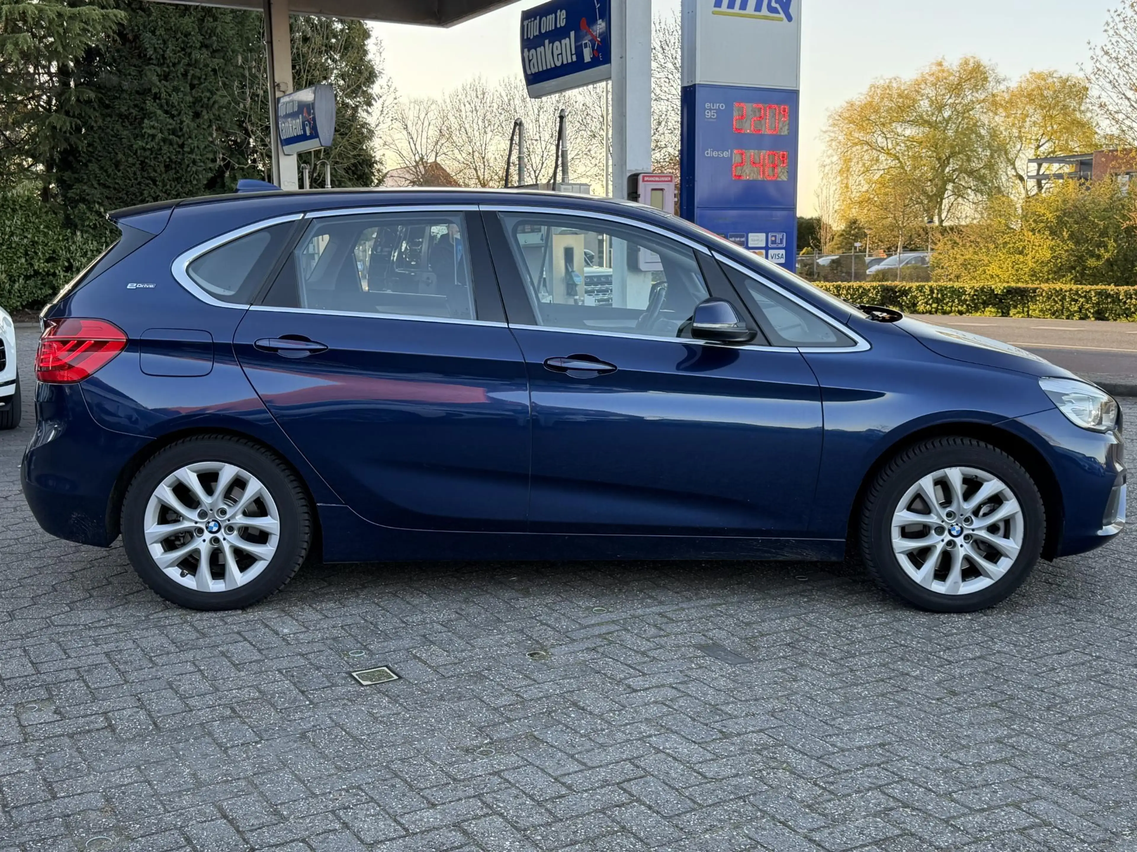 BMW 225 2-serie Active Tourer 225xe Centennial Executive A — photo 11