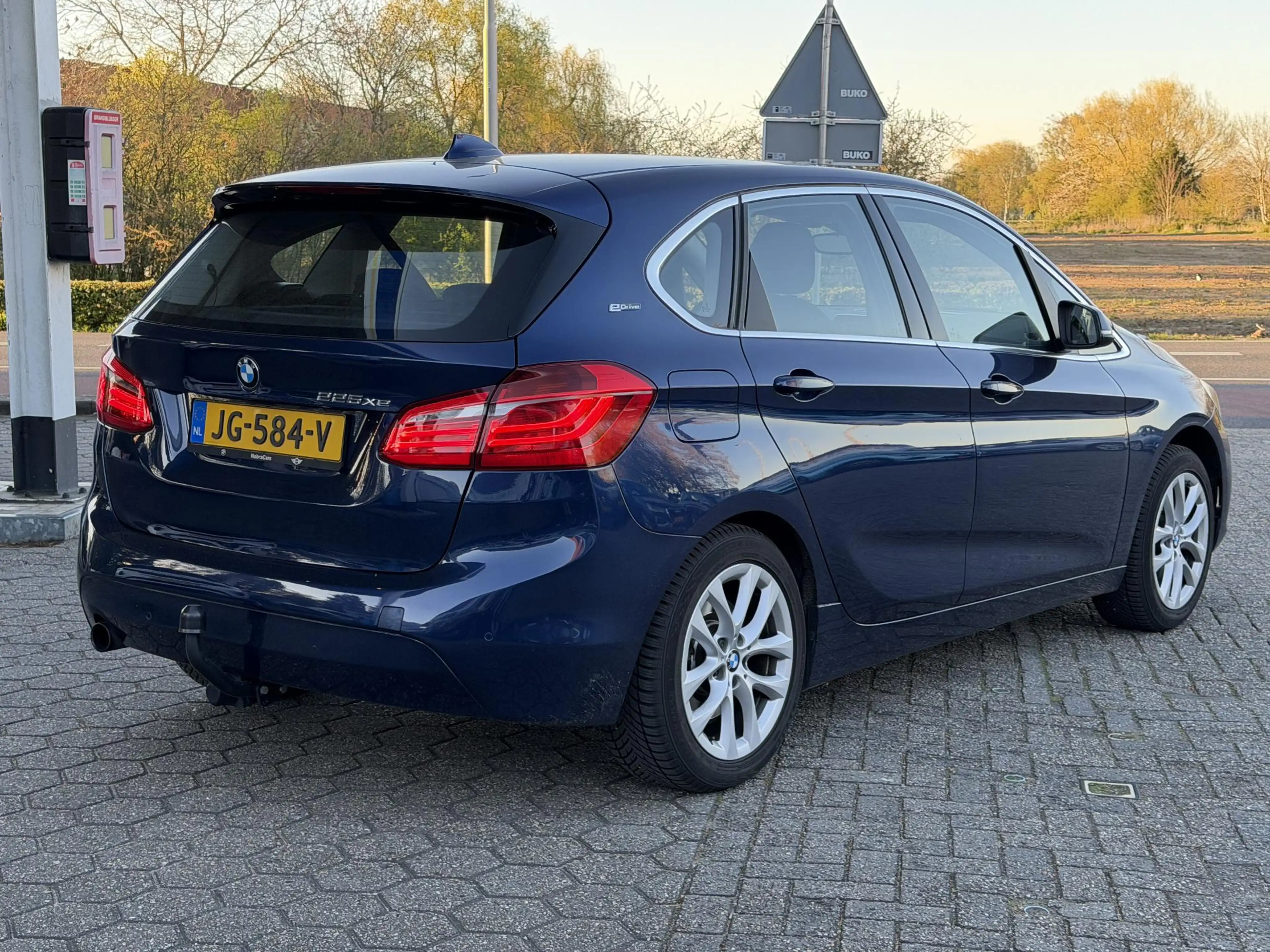 BMW 225 2-serie Active Tourer 225xe Centennial Executive A — photo 10