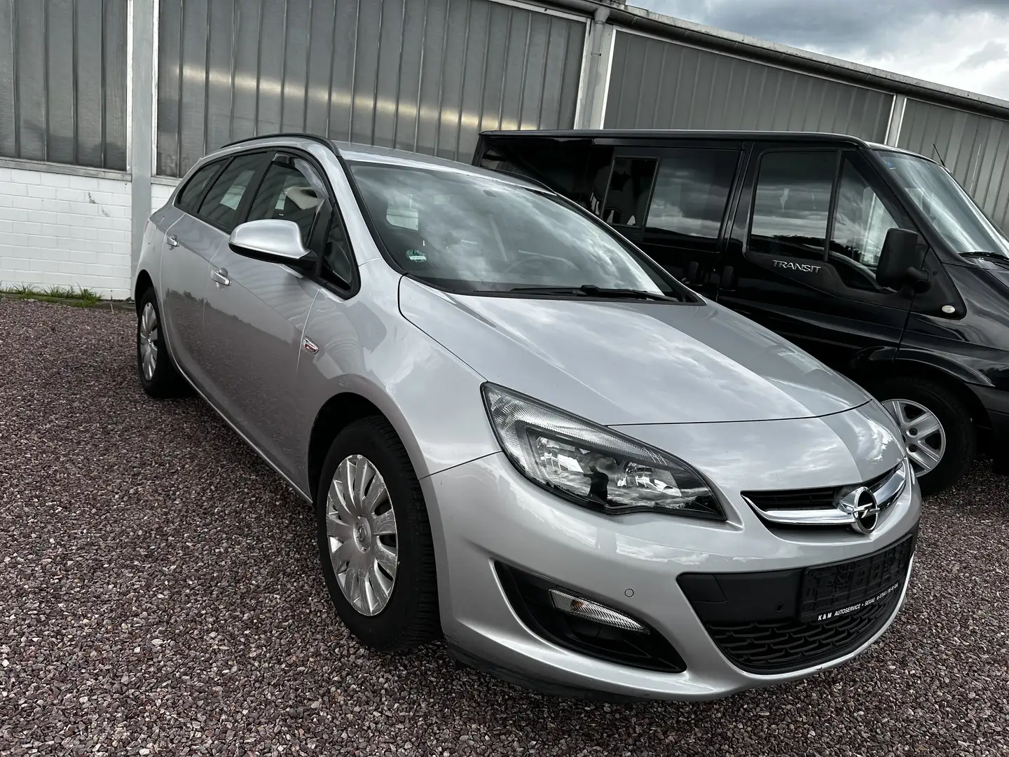 Opel Astra 1.4 Turbo Sports Tourer Exklusiv Argent - 2