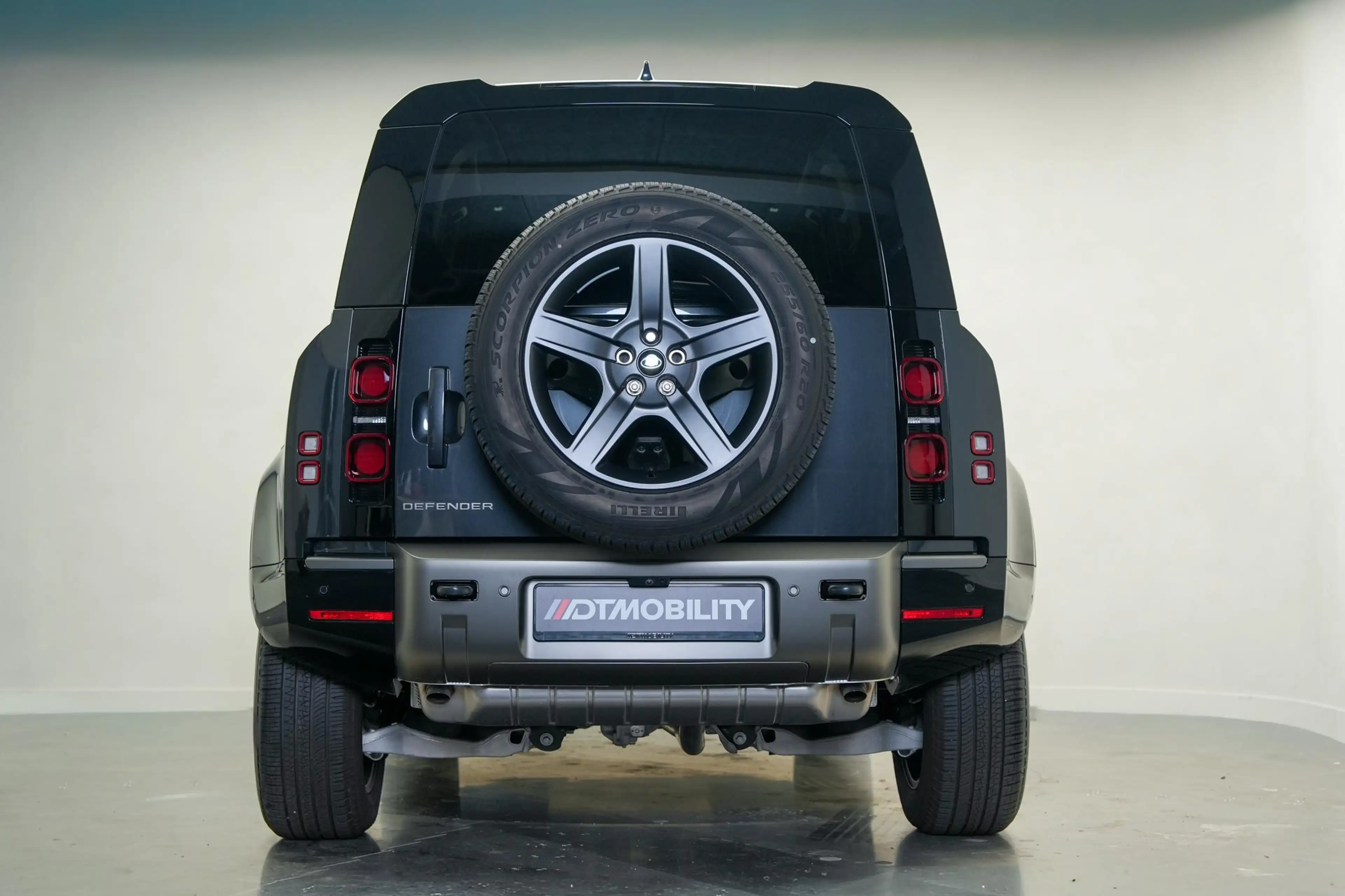 Land Rover Defender 2.0 P300e 110 X-Dynamic PHEV SE | NIEUW! | Leder | — photo 6