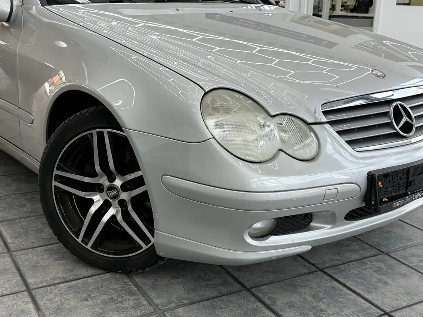 Mercedes-Benz CL 220 CDI DPF Sportcoupe, Klima, Sitzh., AHK Silber - 2