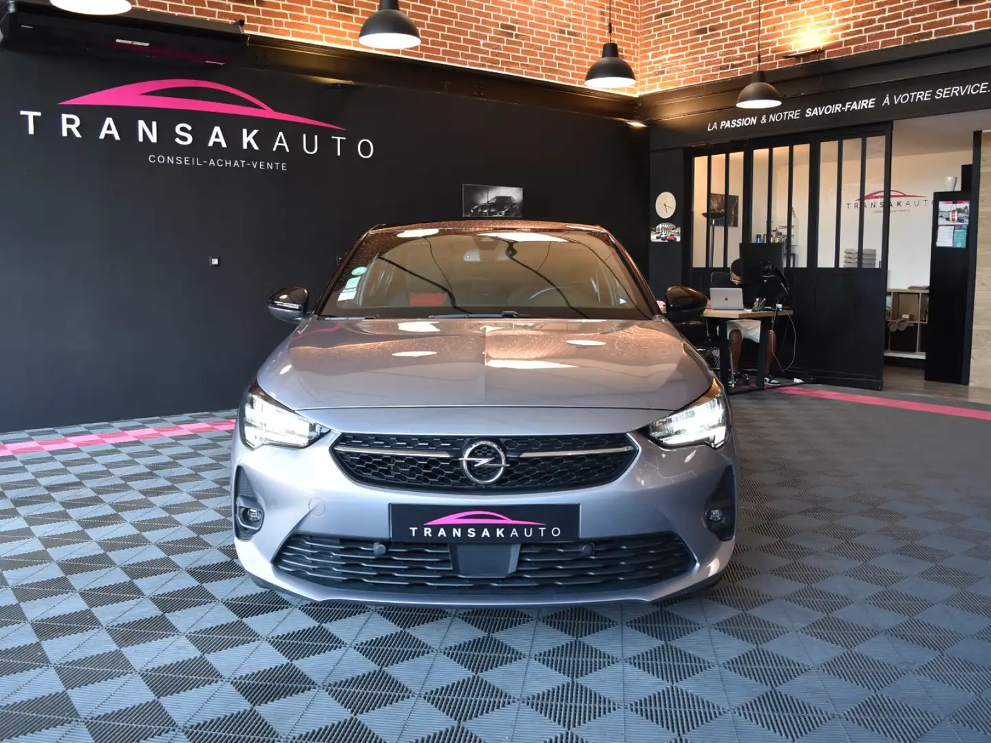 Opel Corsa GS Line Gris - 2