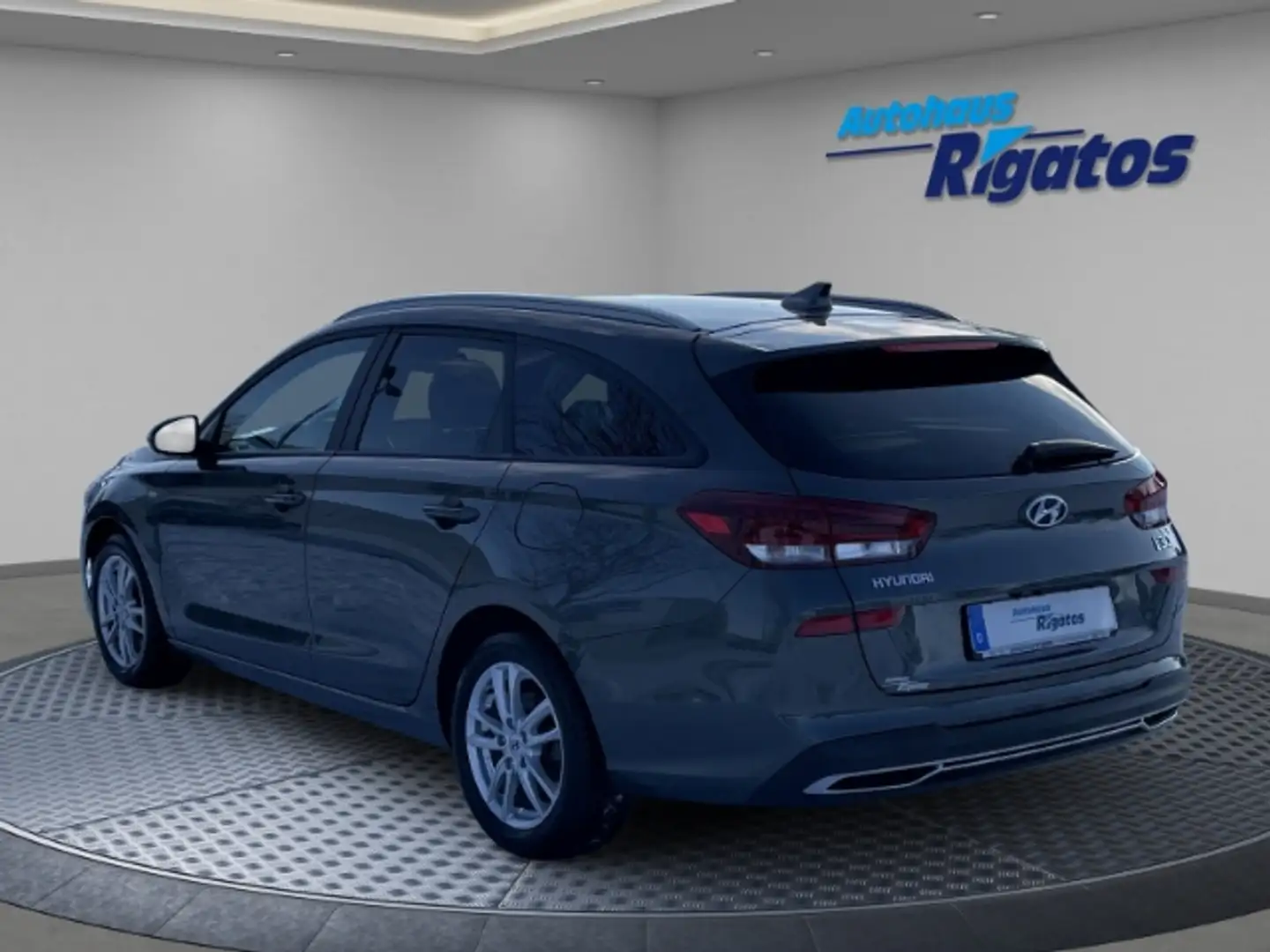 Hyundai i30 cw 1.5 T-GDI Mild-Hybrid, Edition 30+ Autom. Grau - 2