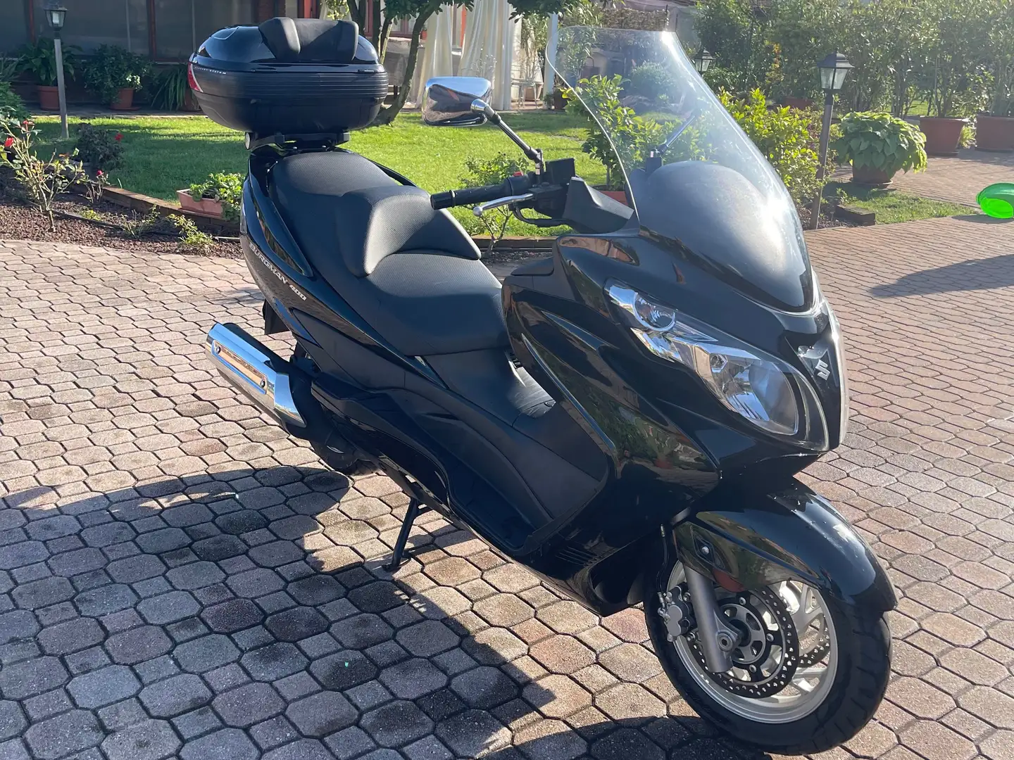 Suzuki Burgman 400 Negru - 1