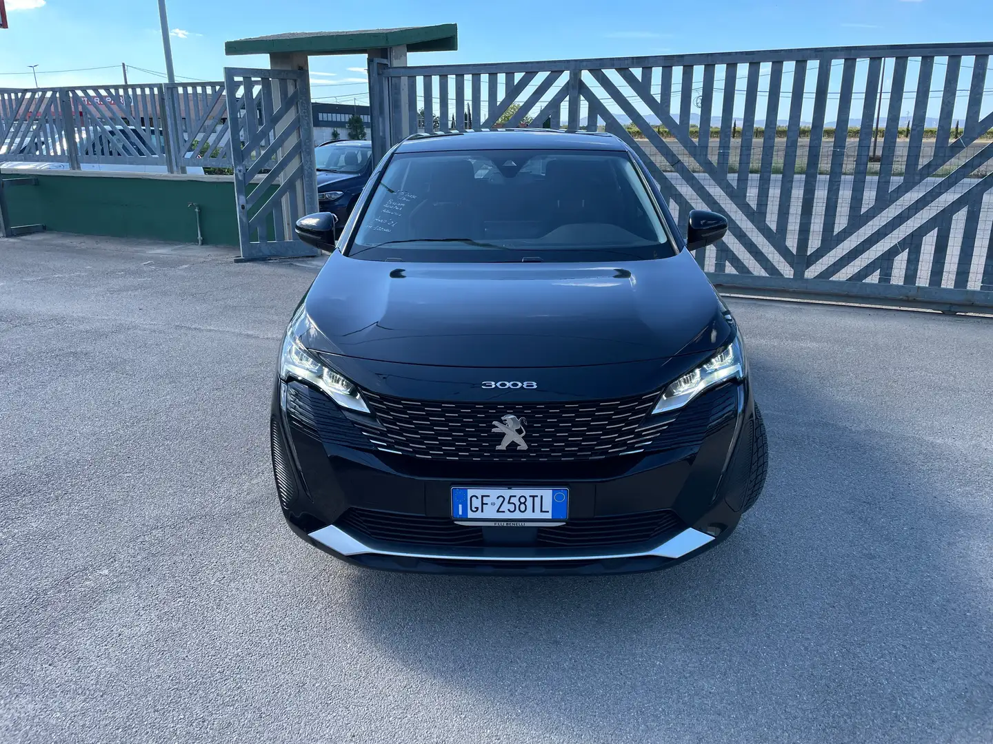 Peugeot 3008 1.5 bluehdi 130cv EAT8 Active Business-NAVI-RETRO Noir - 2