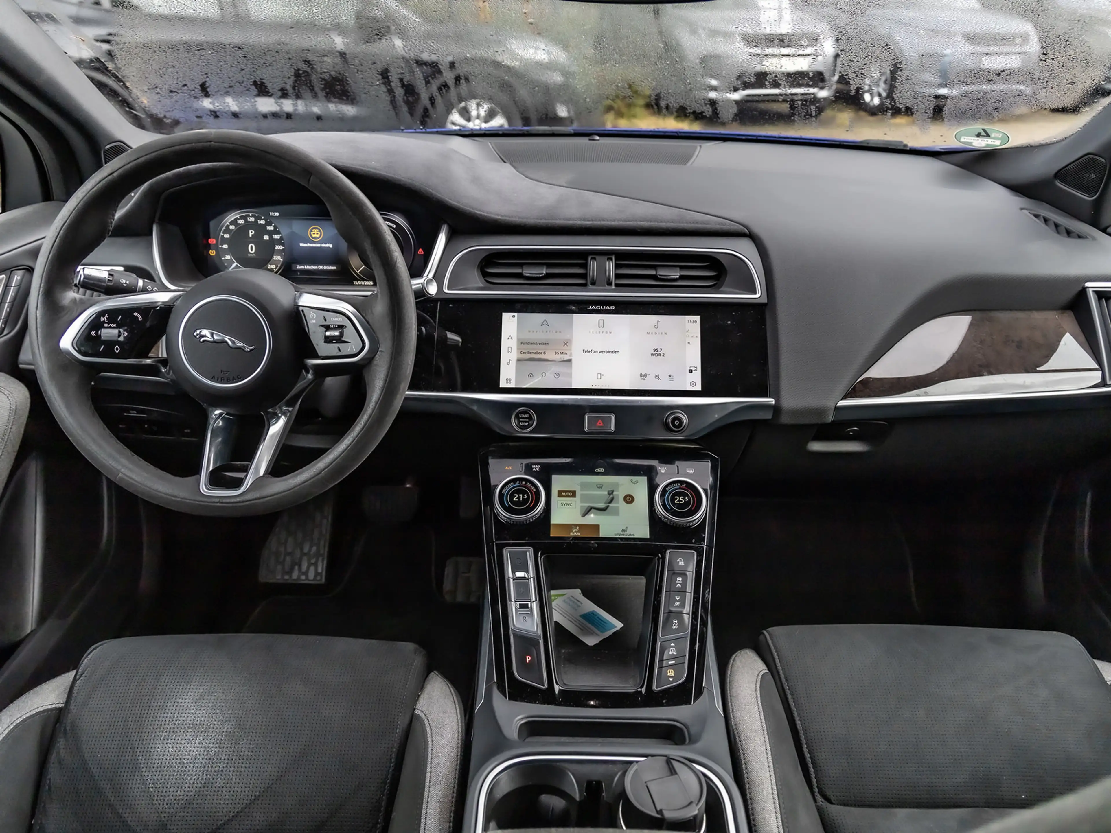 Jaguar I-Pace S EV400 NAVI STANDHEIZUNG SHZ PDC KLIMA — photo 18