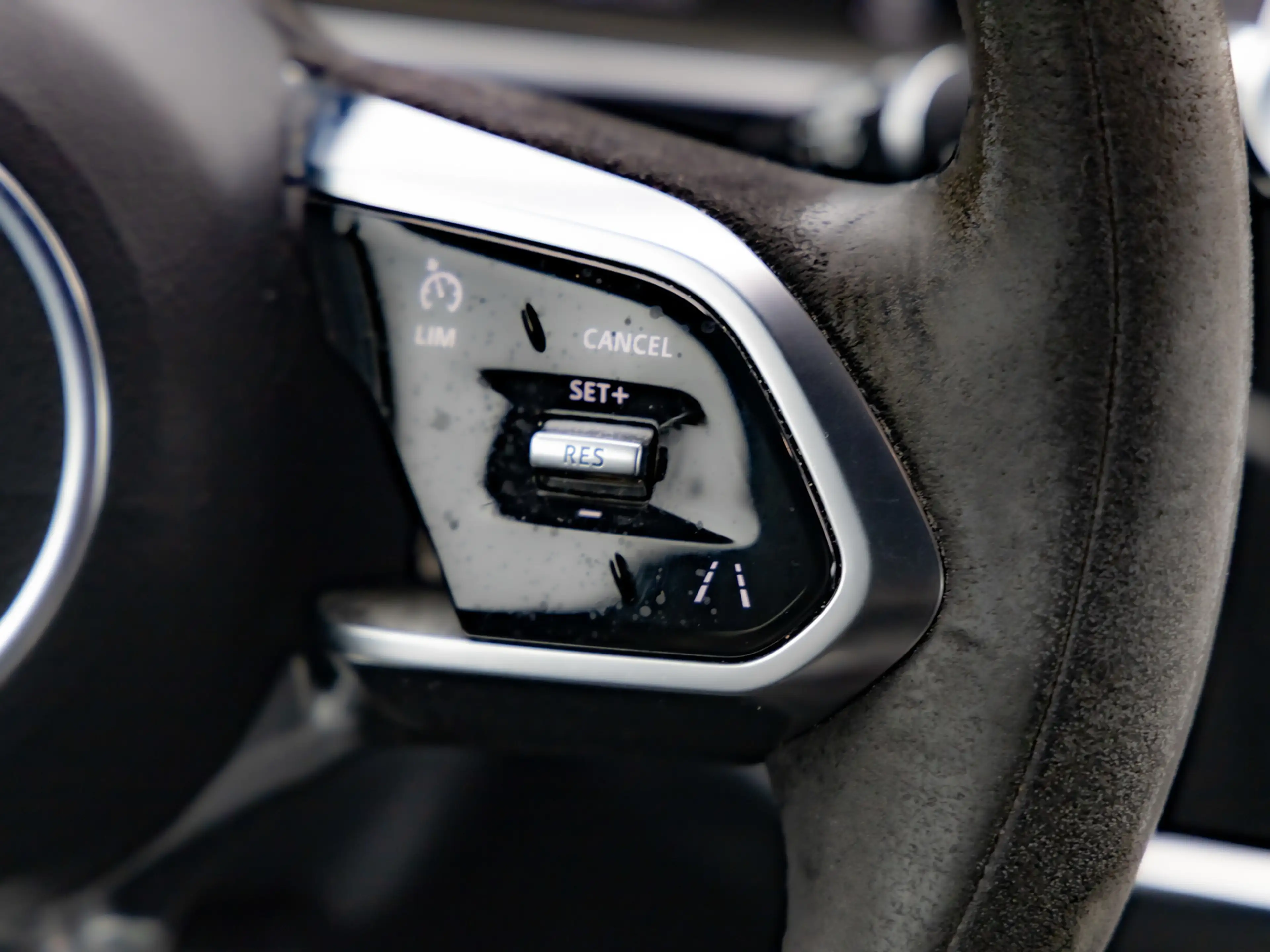 Jaguar I-Pace S EV400 NAVI STANDHEIZUNG SHZ PDC KLIMA — photo 14