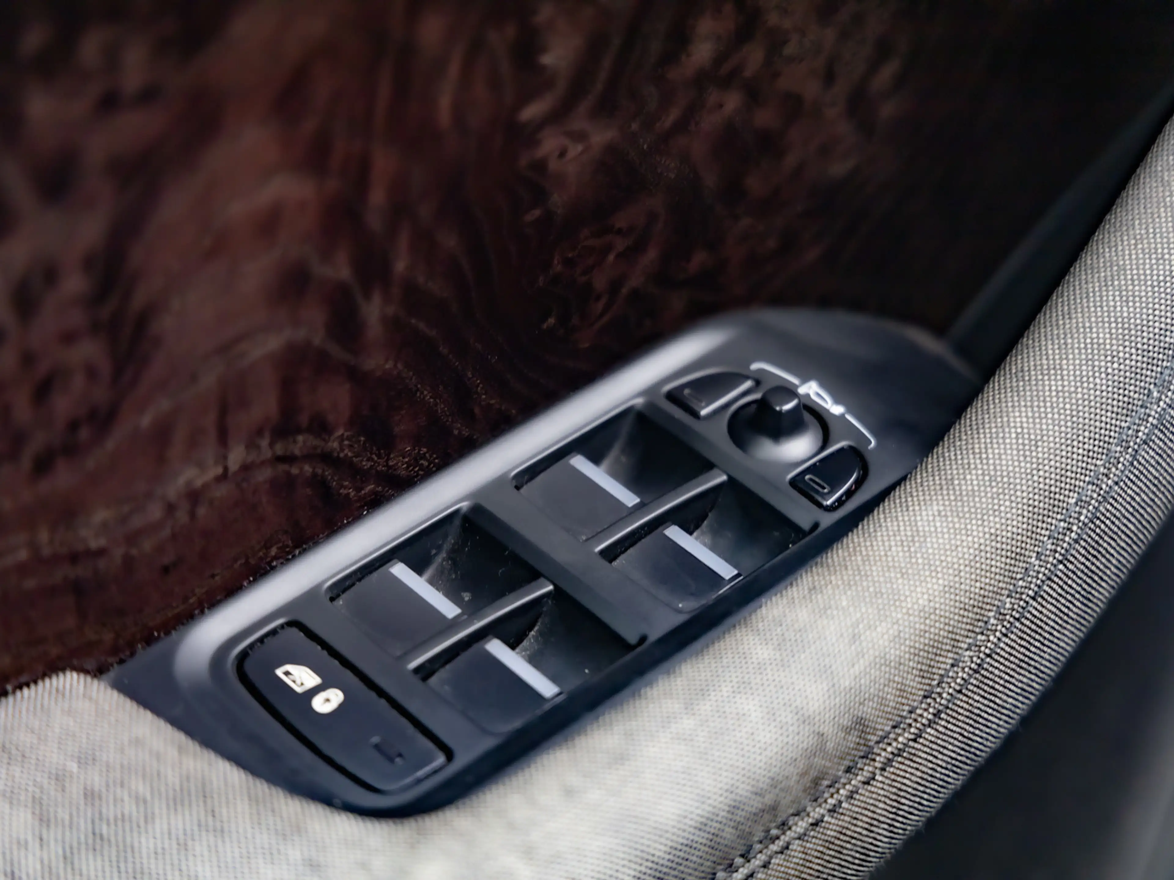 Jaguar I-Pace S EV400 NAVI STANDHEIZUNG SHZ PDC KLIMA — photo 16