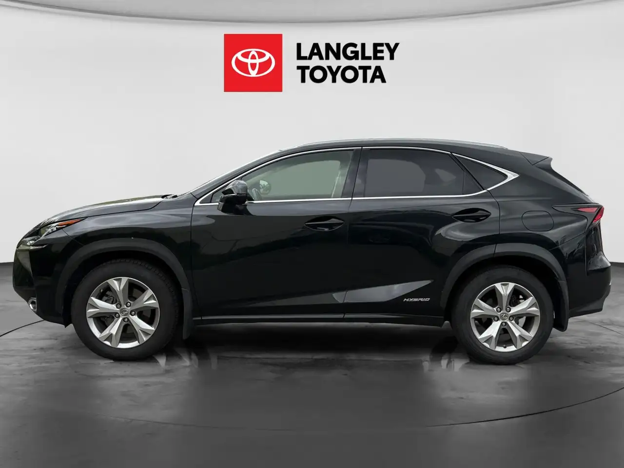 Lexus NX fotografie Lexus NX