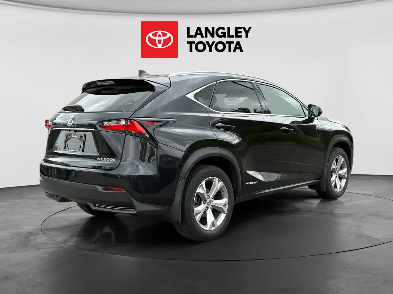 Lexus NX fotografie Lexus NX