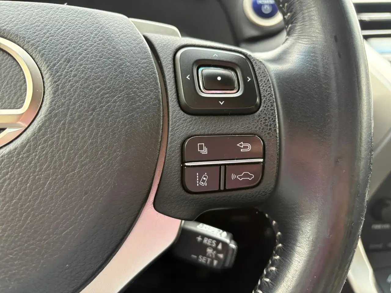 Lexus NX fotografie Lexus NX