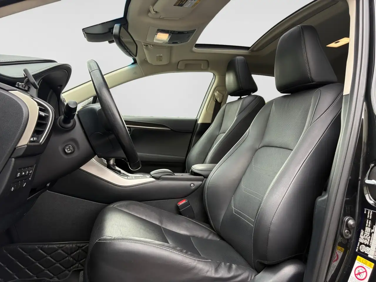 Lexus NX fotografie Lexus NX