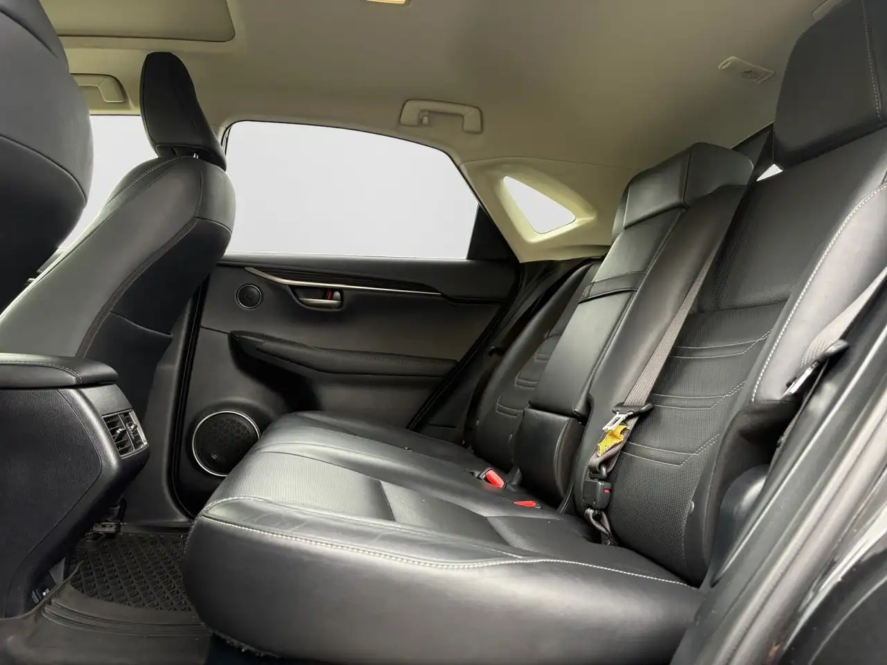 Lexus NX fotografie Lexus NX