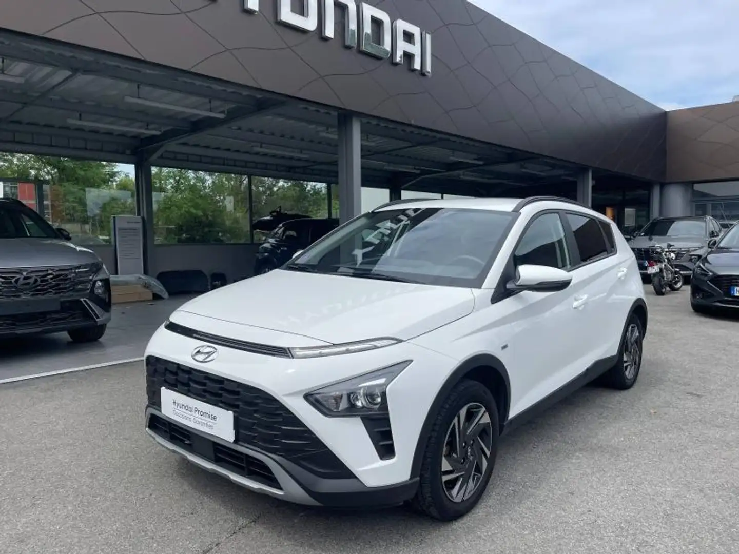 Hyundai BAYON 1.0 T-GDi 100ch Hybrid 48V Intuitive DCT-7 Blanc - 1