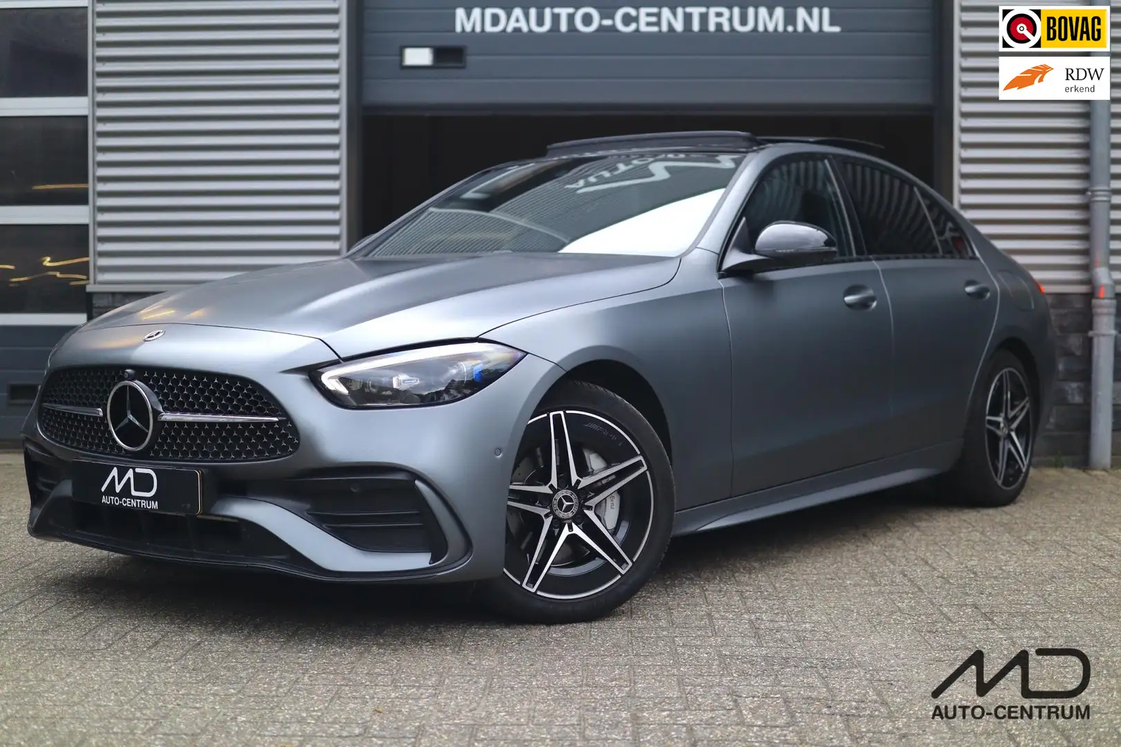 Mercedes-Benz C 300 e AMG| Pano| Memory| 360| Magno Grijs - 1