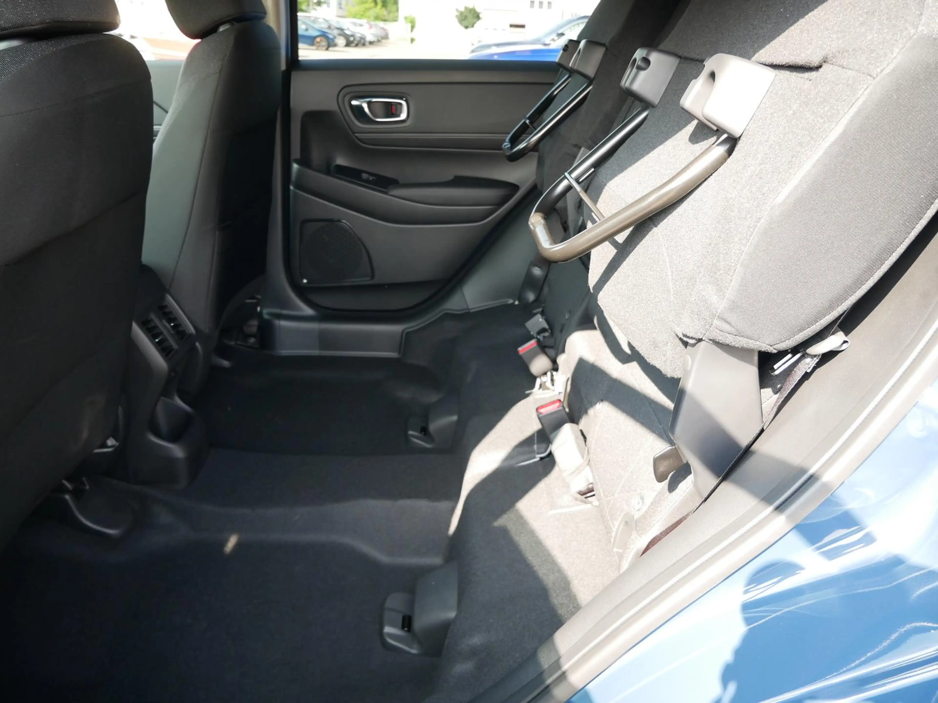 Honda HR-V Honda HR-V 1.5 HYBRID ELEGANCE NAVI+LED+ACC+KAM — photo 12