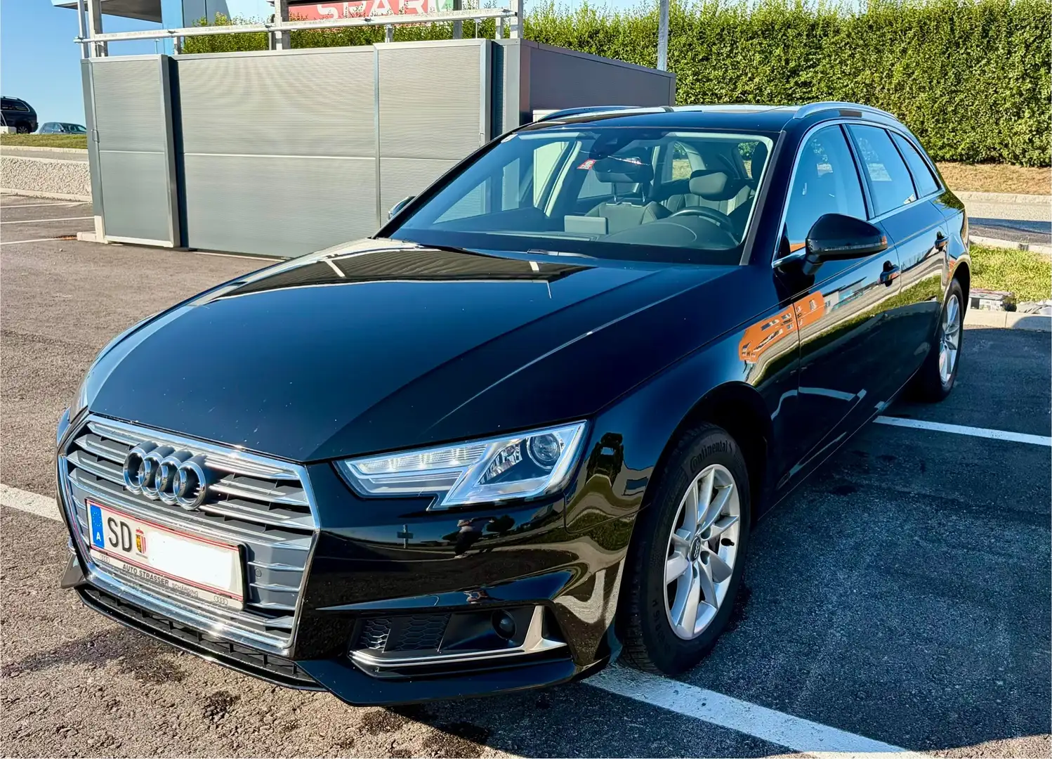 Audi A4 A4 Avant 40 TDI S-tronic Schwarz - 1