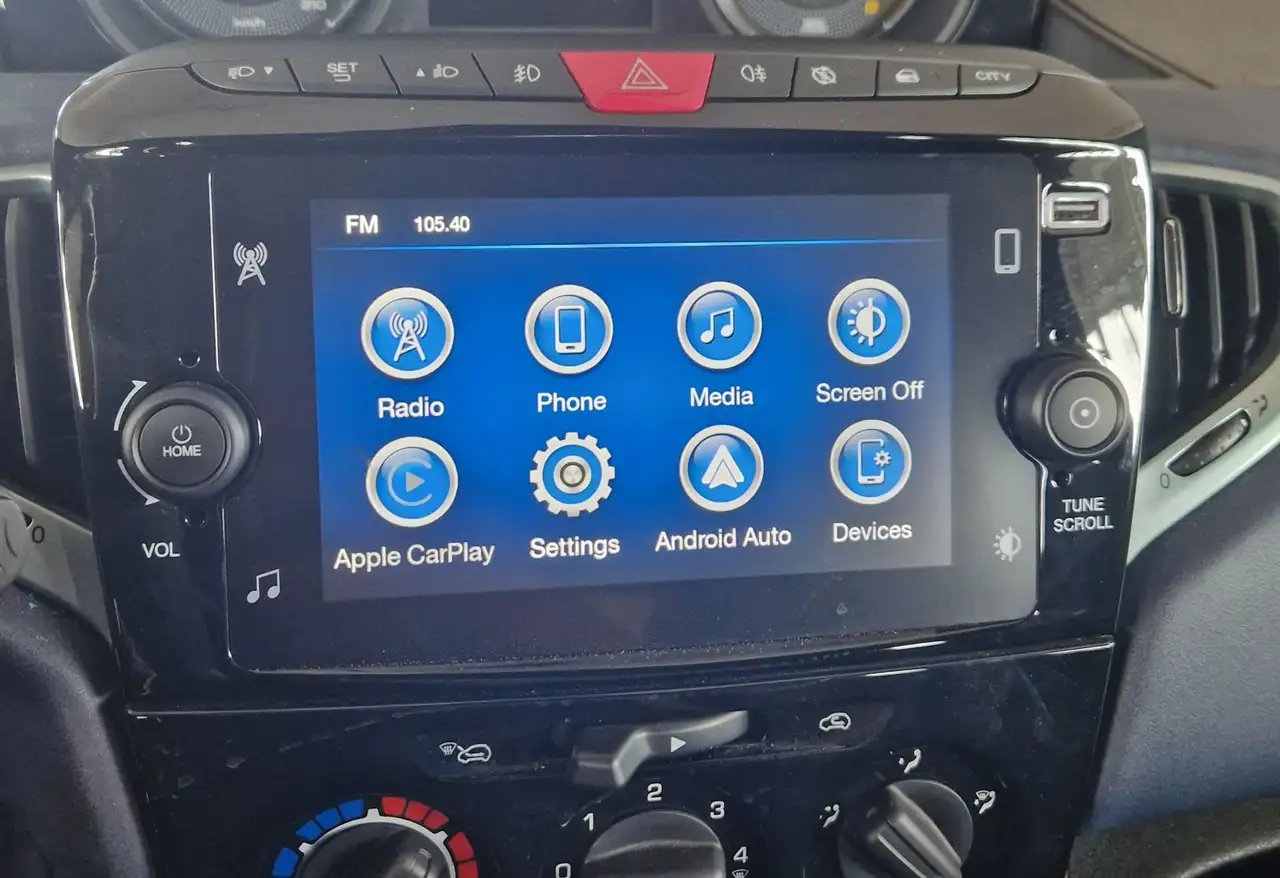 Lancia Ypsilon 2024 — фото 13