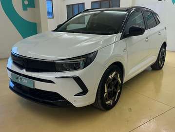 GS PHEV 225 CV