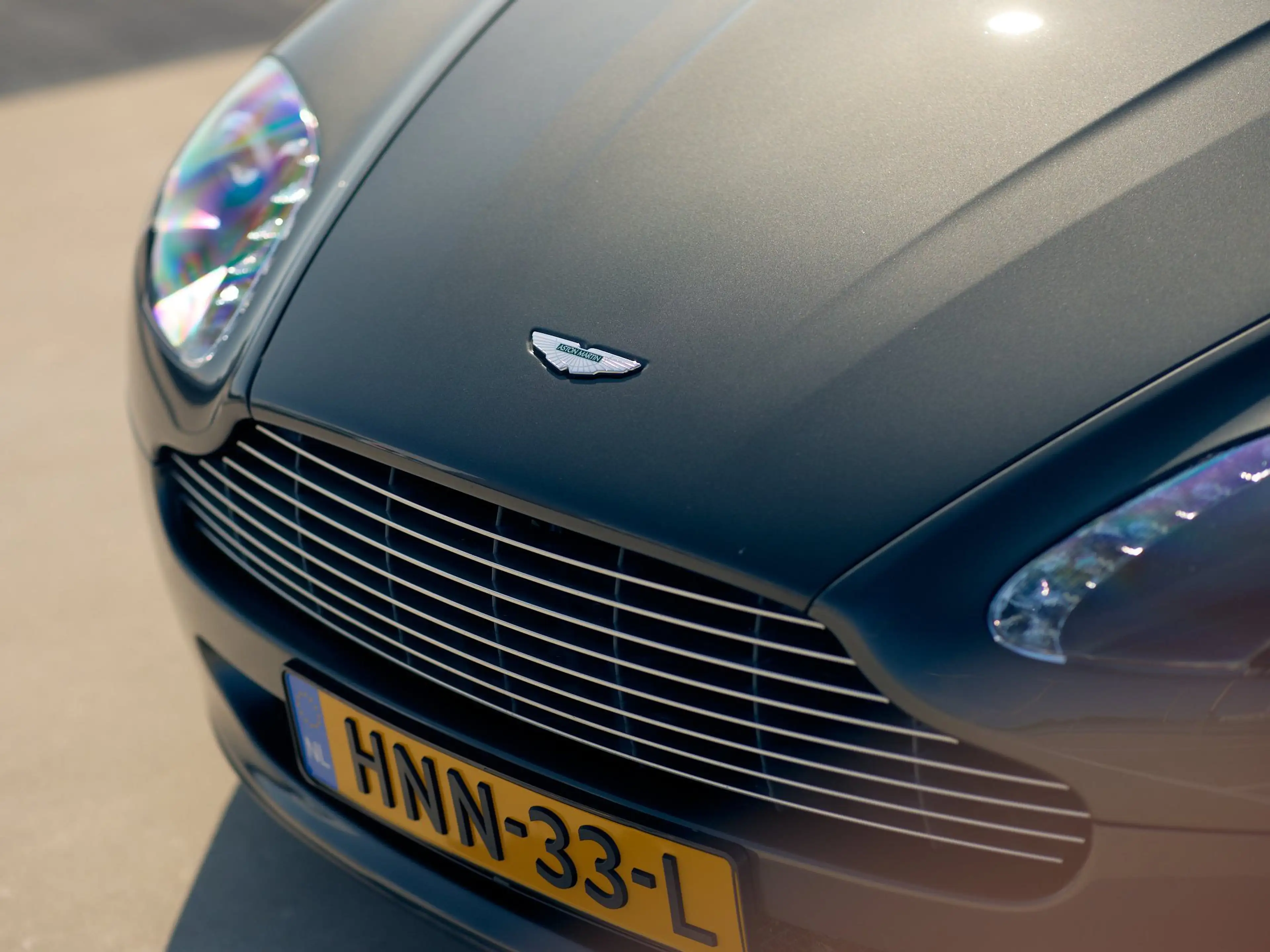 Aston Martin V8 4.3 V8 — photo 5