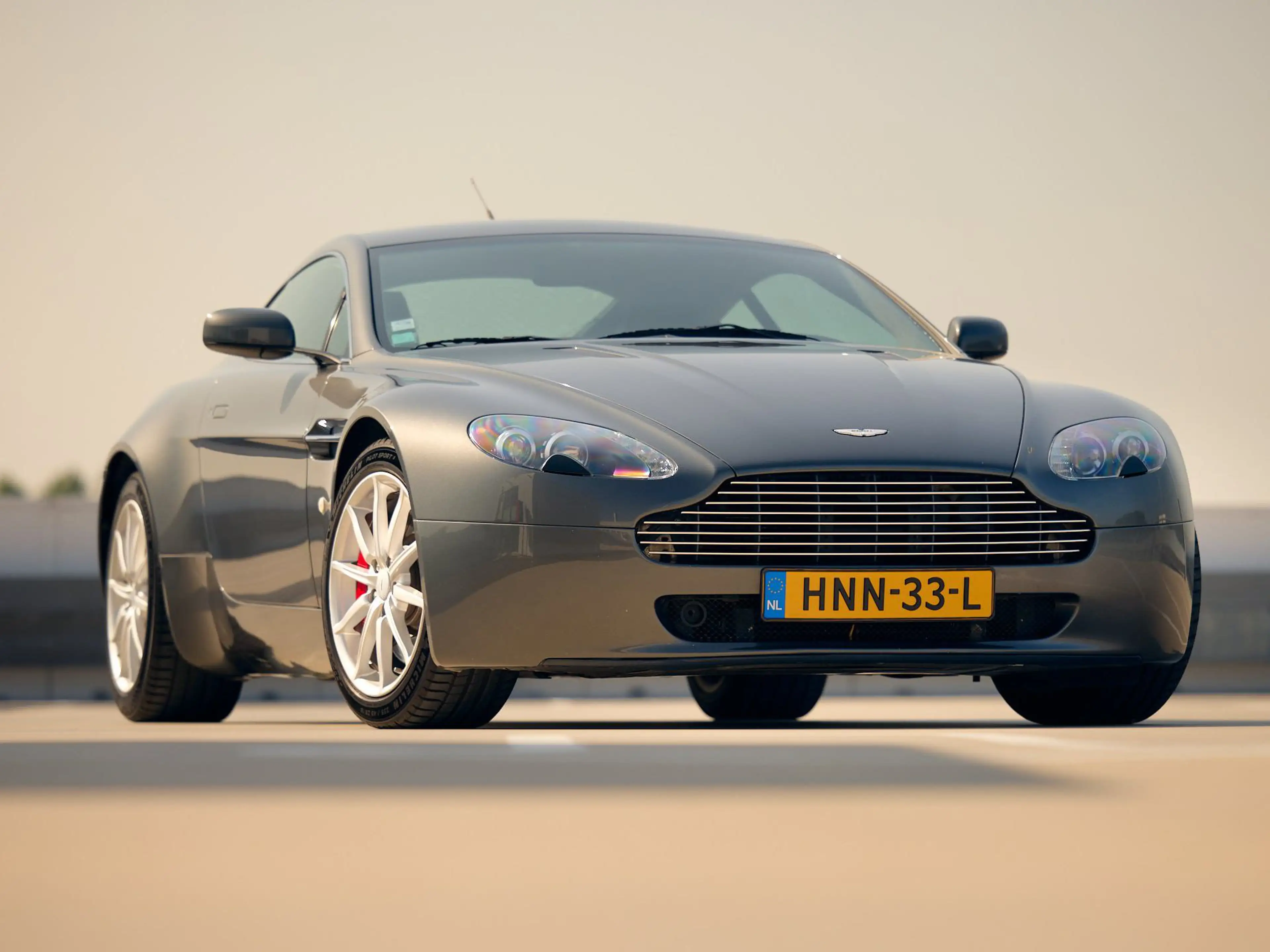 Aston Martin V8 4.3 V8