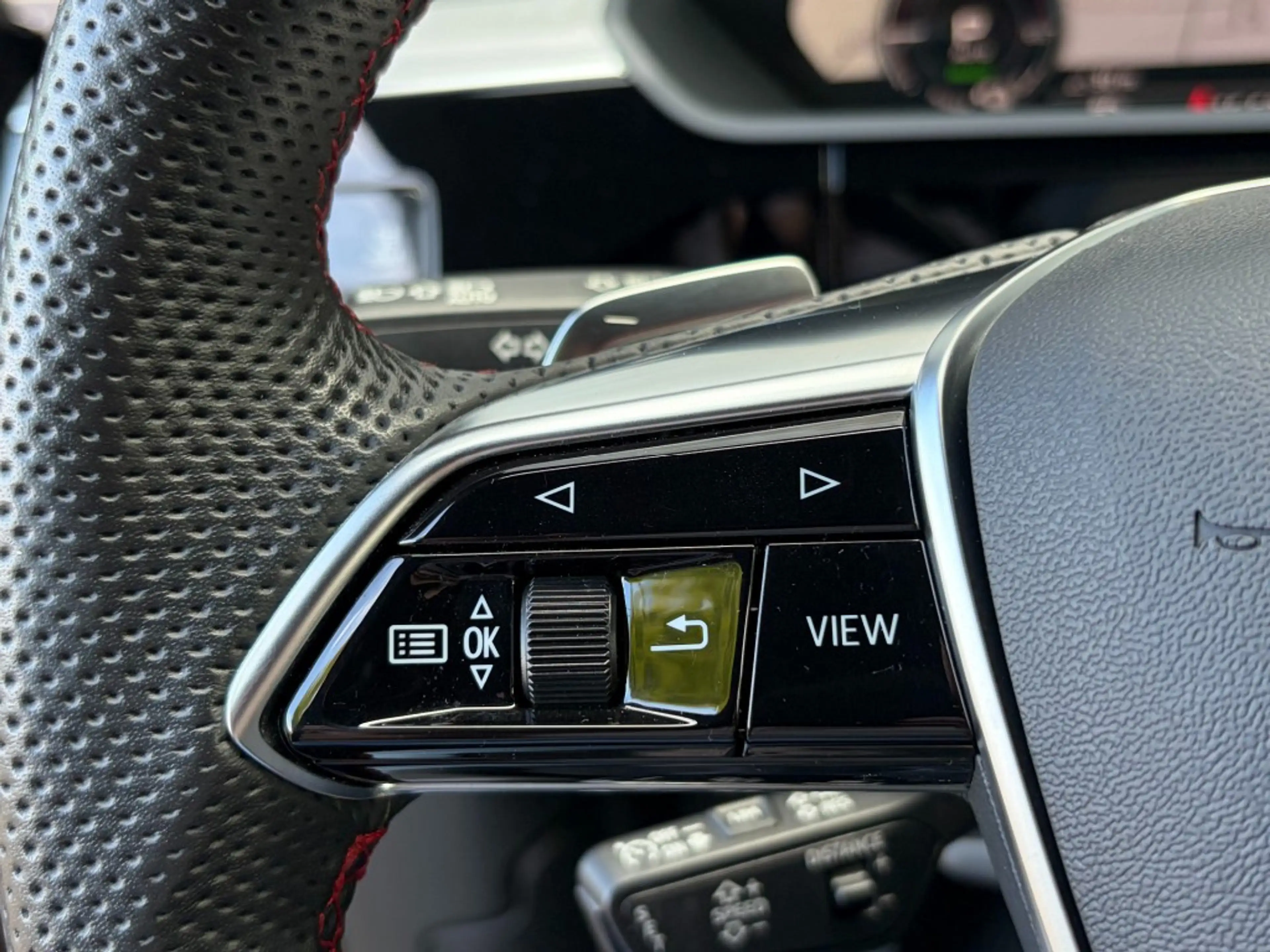 Audi Q8 e-tron 50 QUATTRO S 95 KWH - S-LINE - PANO - TREKH. - ORG — photo 22