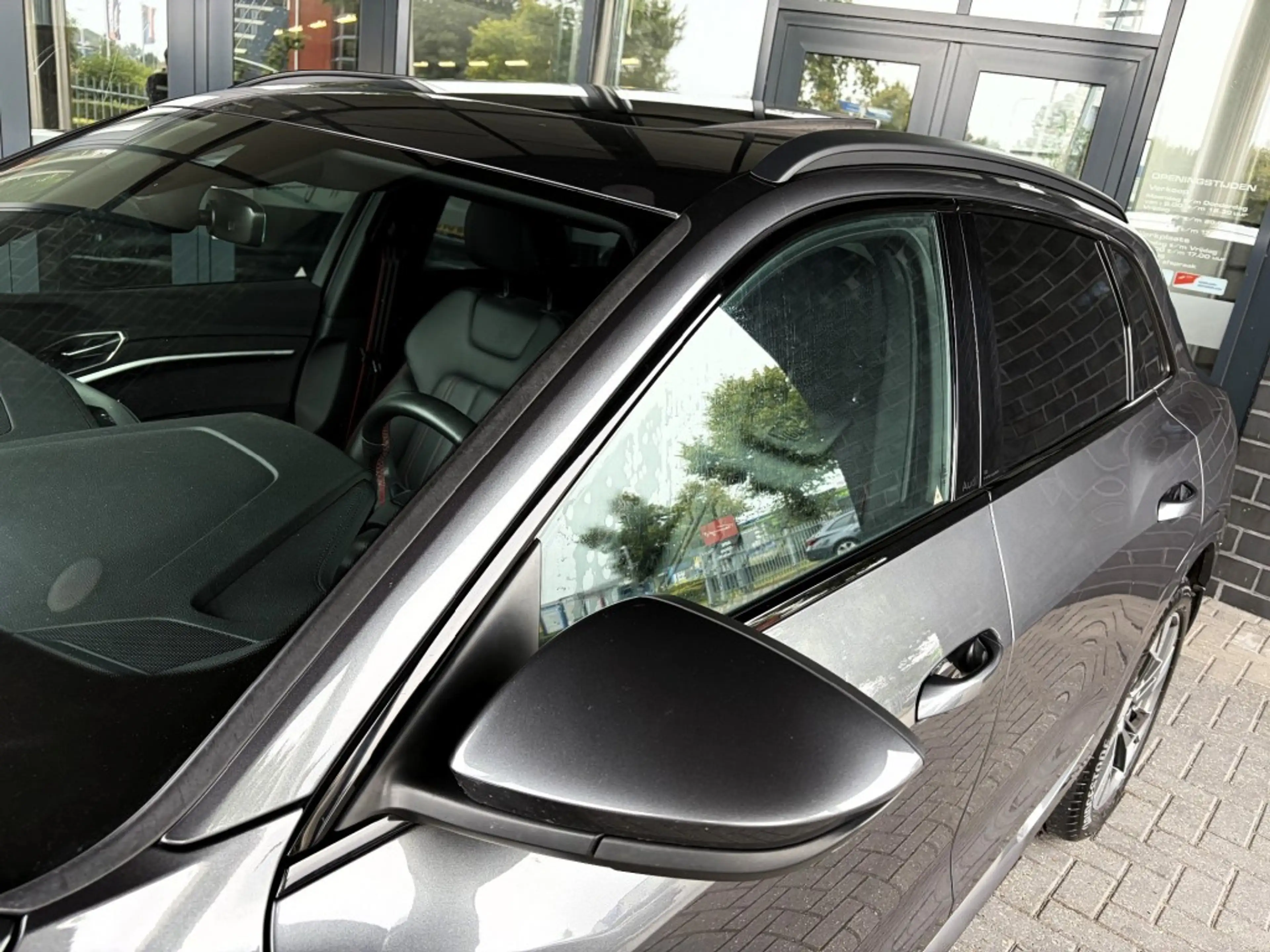 Audi Q8 e-tron 50 QUATTRO S 95 KWH - S-LINE - PANO - TREKH. - ORG — photo 35