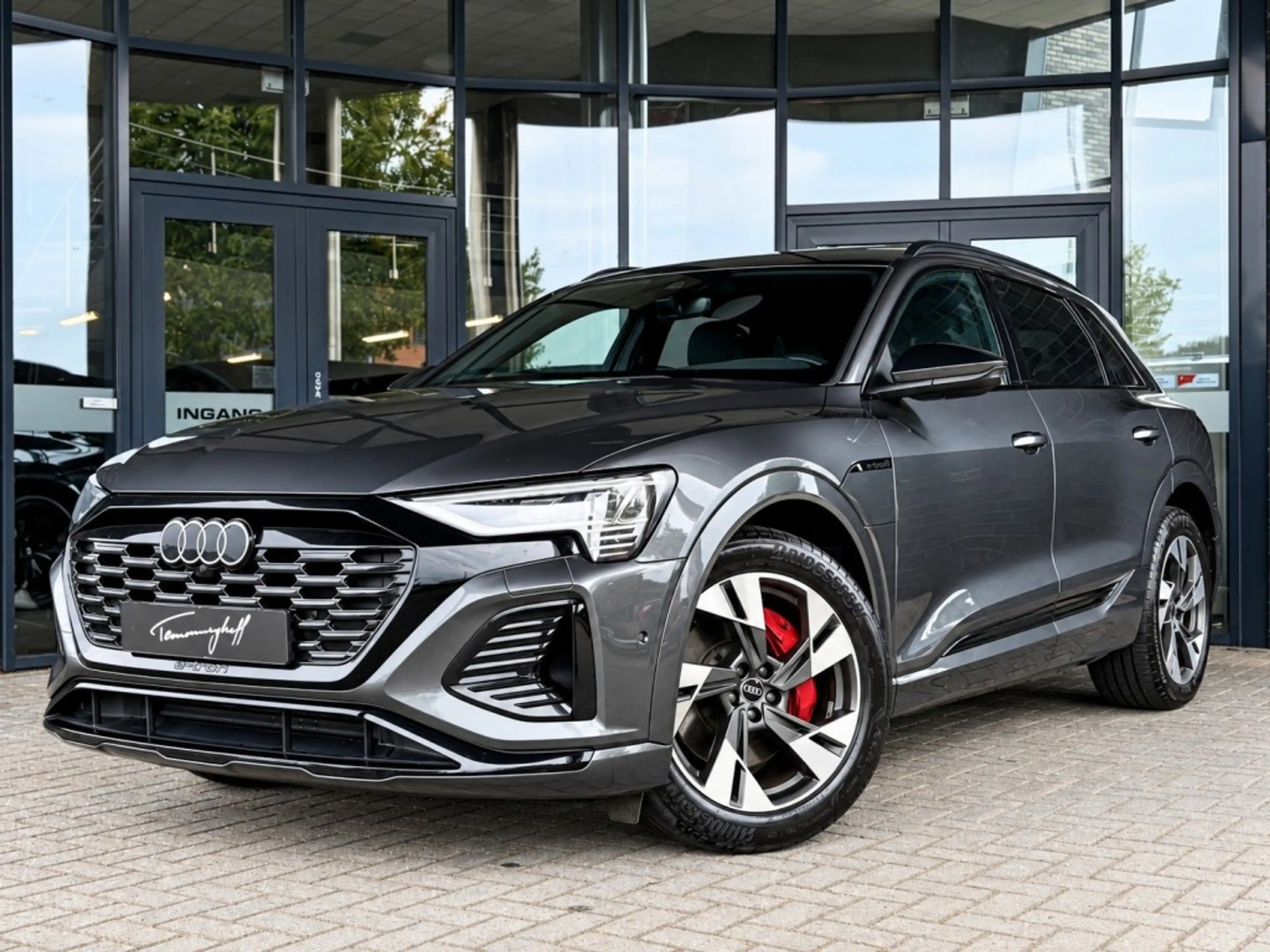 Audi Q8 e-tron 50 QUATTRO S 95 KWH - S-LINE - PANO - TREKH. - ORG