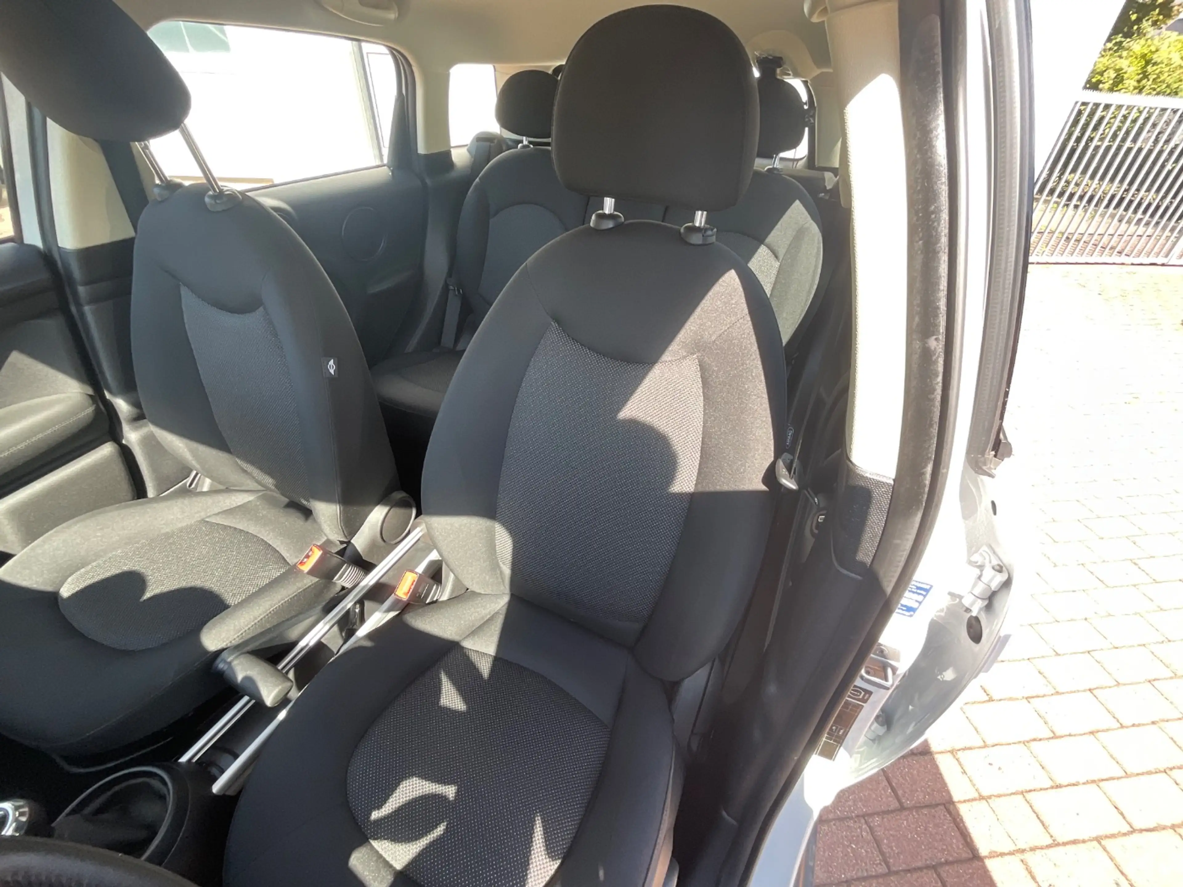 MINI Cooper D Countryman Countryman D One SHZ+PDC+Klima+USB+ZV — photo 10