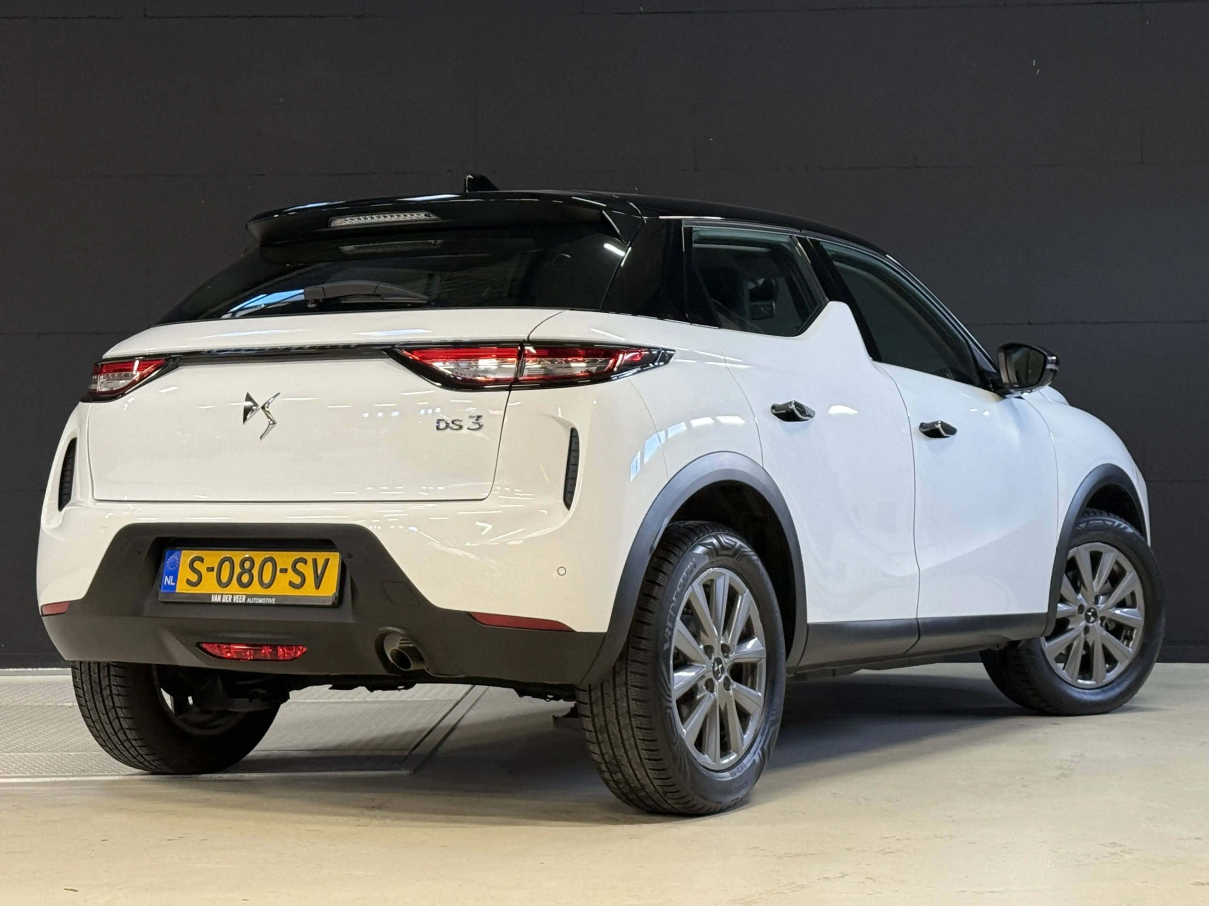 DS Automobiles DS 3 1.2 PureTech Bastille | DAB+ | Apple Carplay | Hea — photo 8