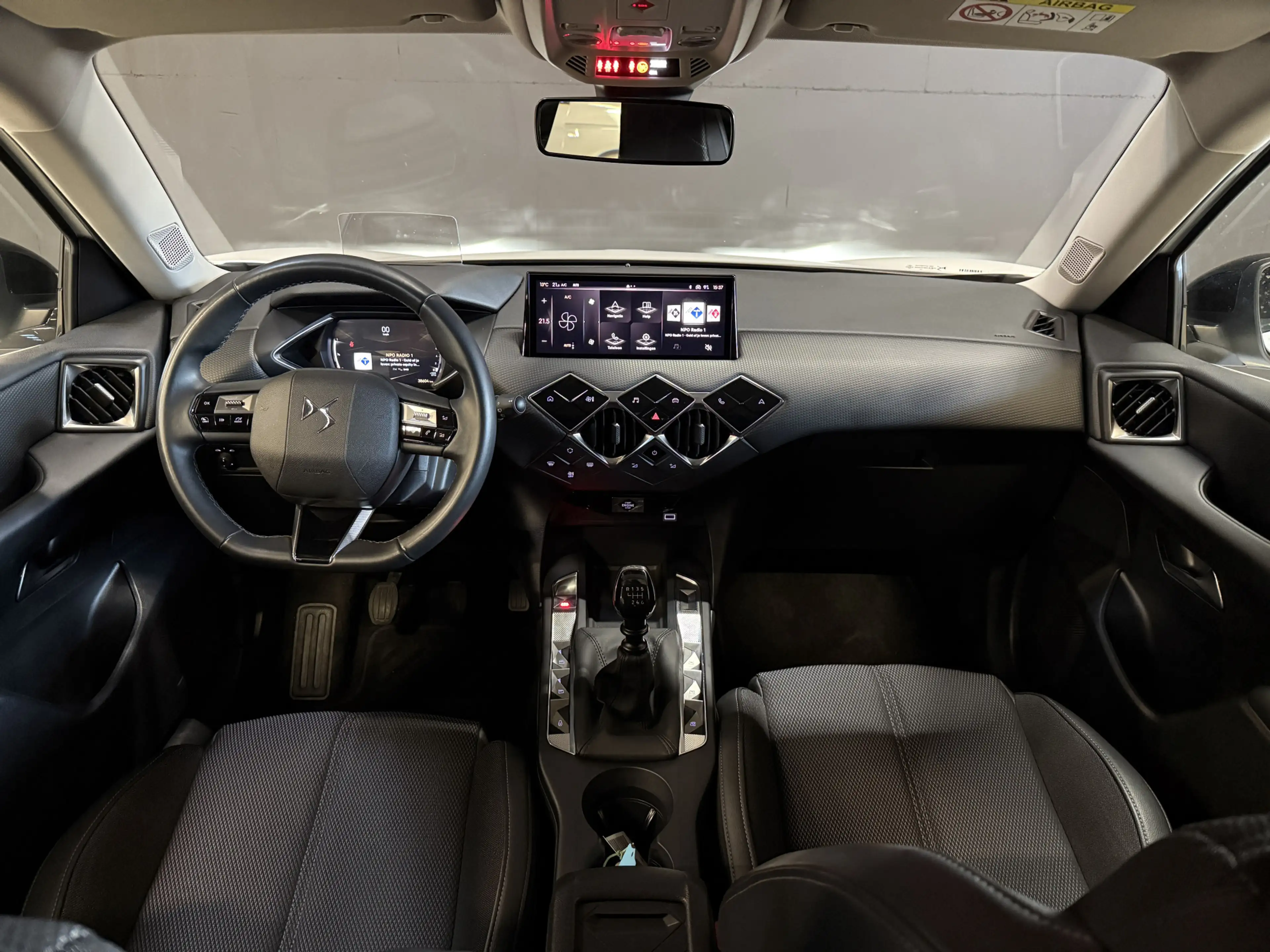 DS Automobiles DS 3 1.2 PureTech Bastille | DAB+ | Apple Carplay | Hea — photo 2