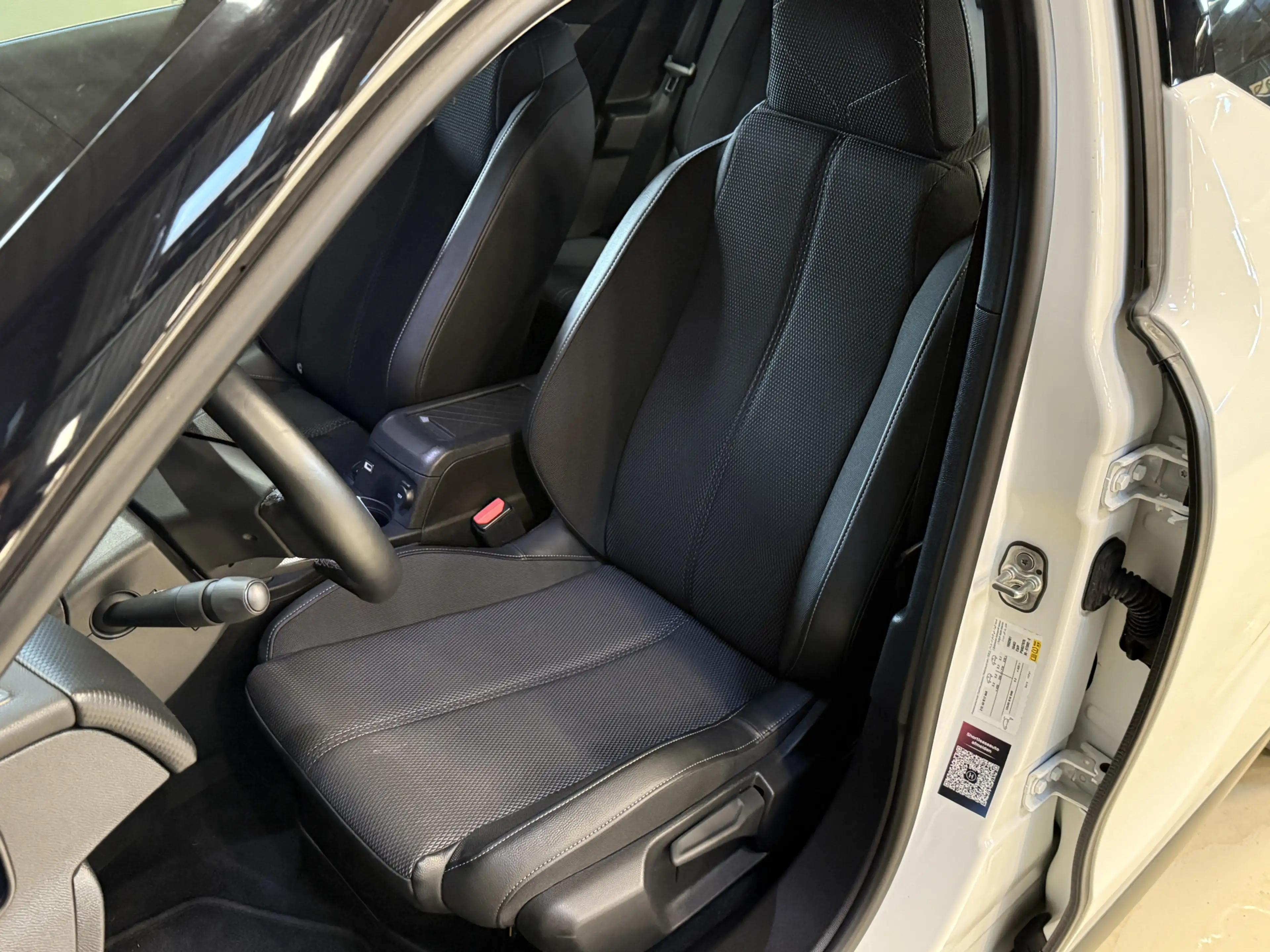 DS Automobiles DS 3 1.2 PureTech Bastille | DAB+ | Apple Carplay | Hea — photo 10
